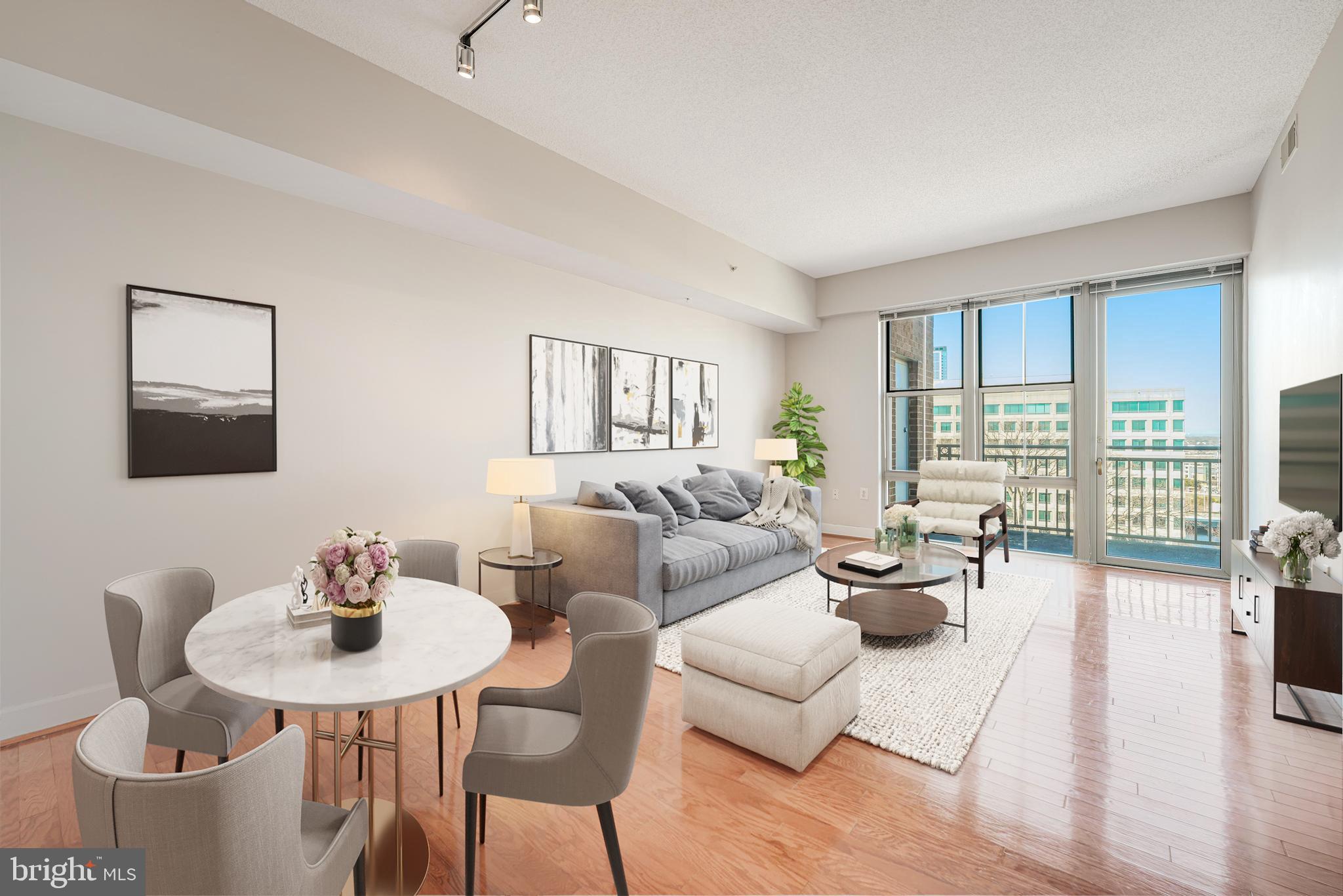 CARLTON HOUSE - Residential