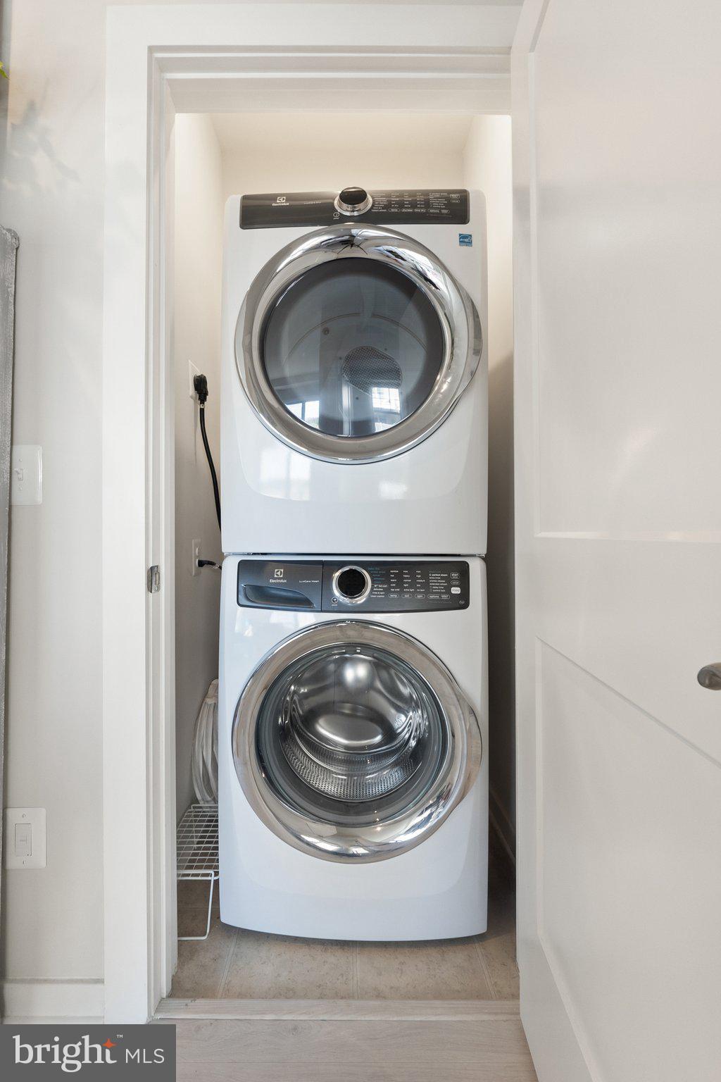 TUSCARORA VILLAGE - Residential