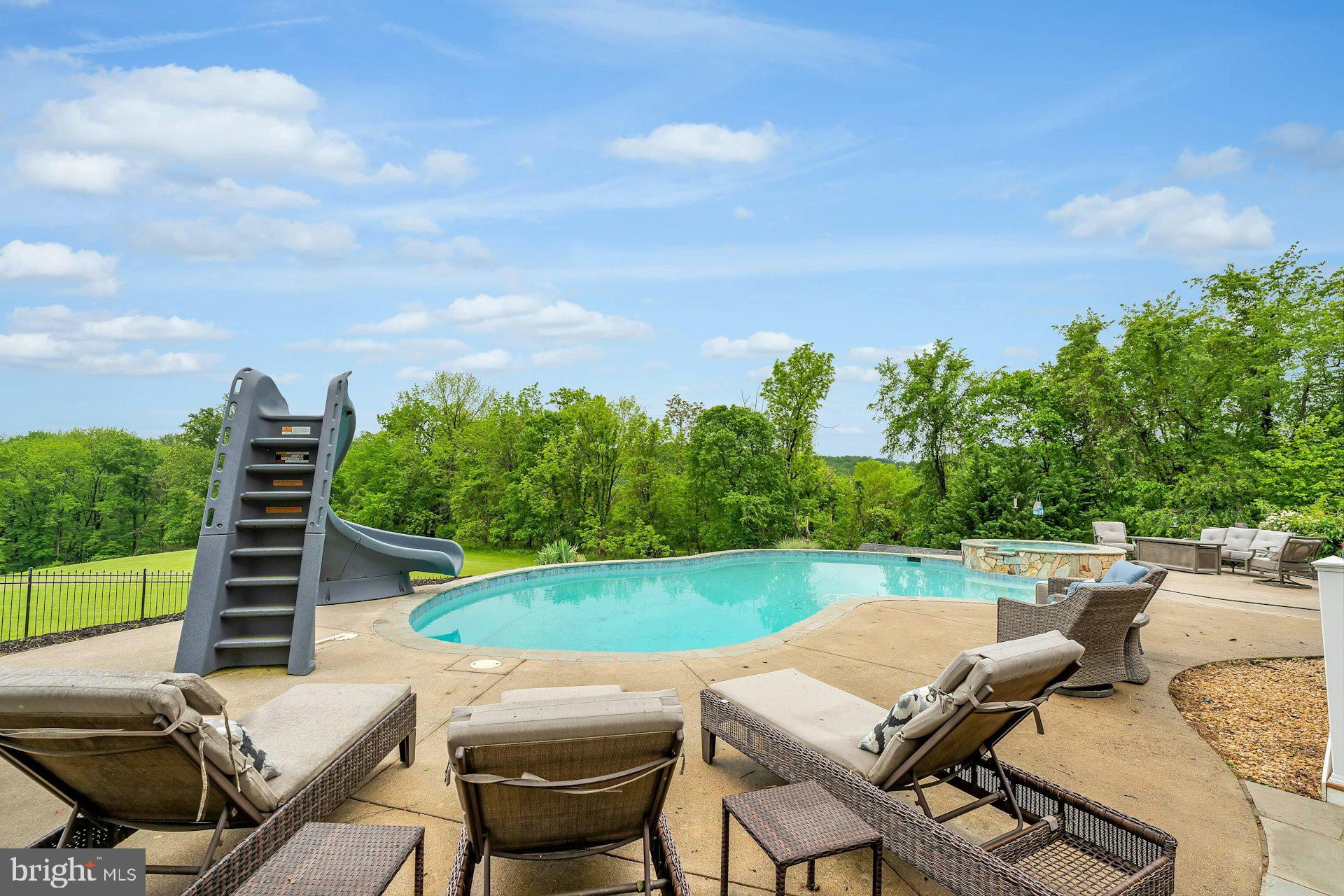 SHENSTONE - Residential