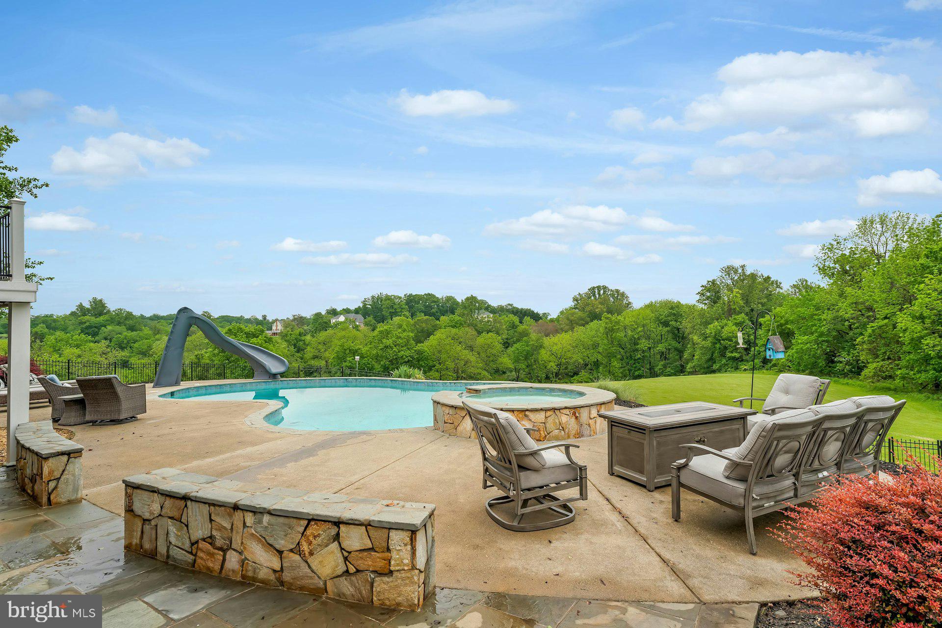 SHENSTONE - Residential