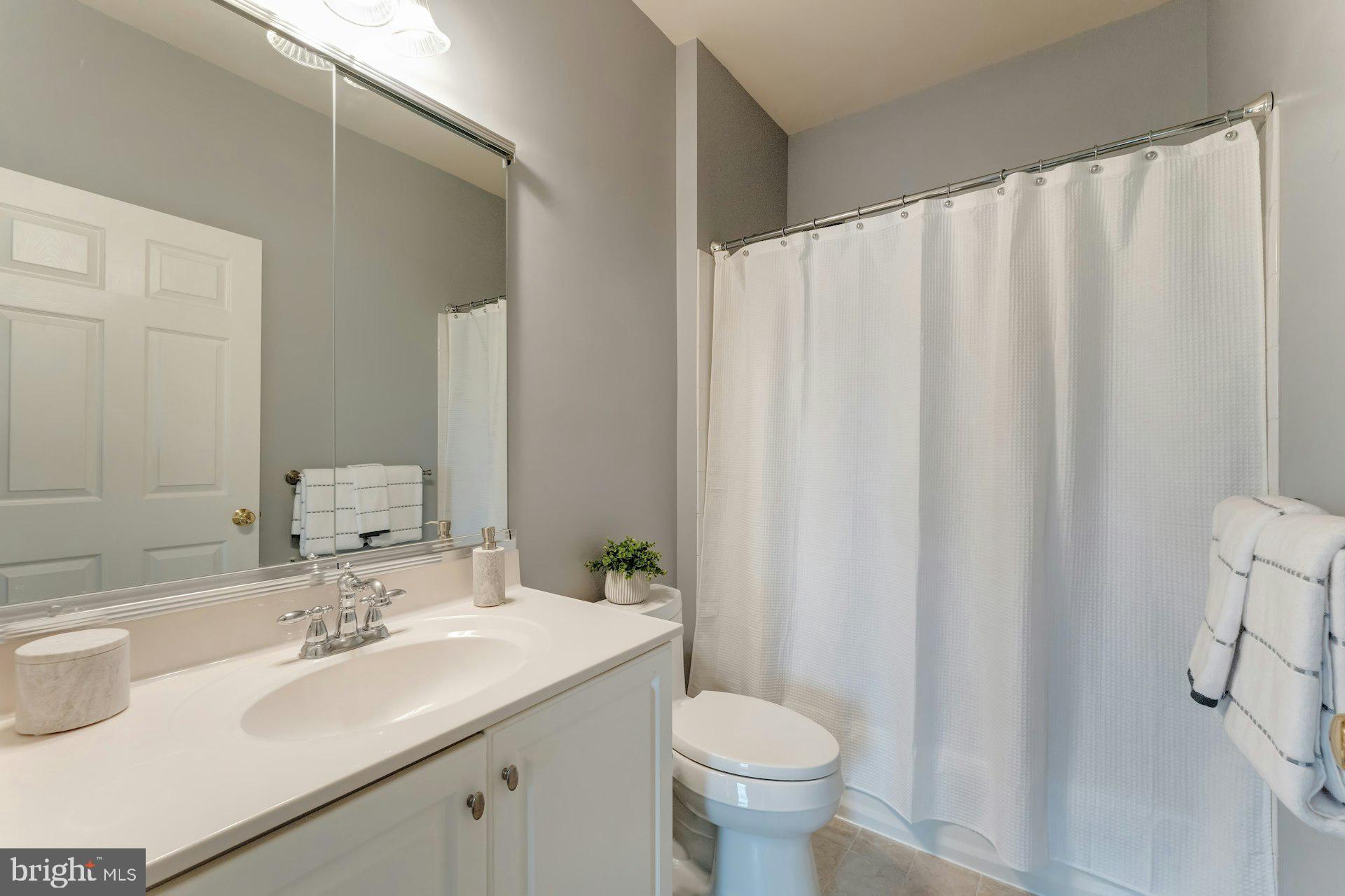 SHENSTONE - Residential