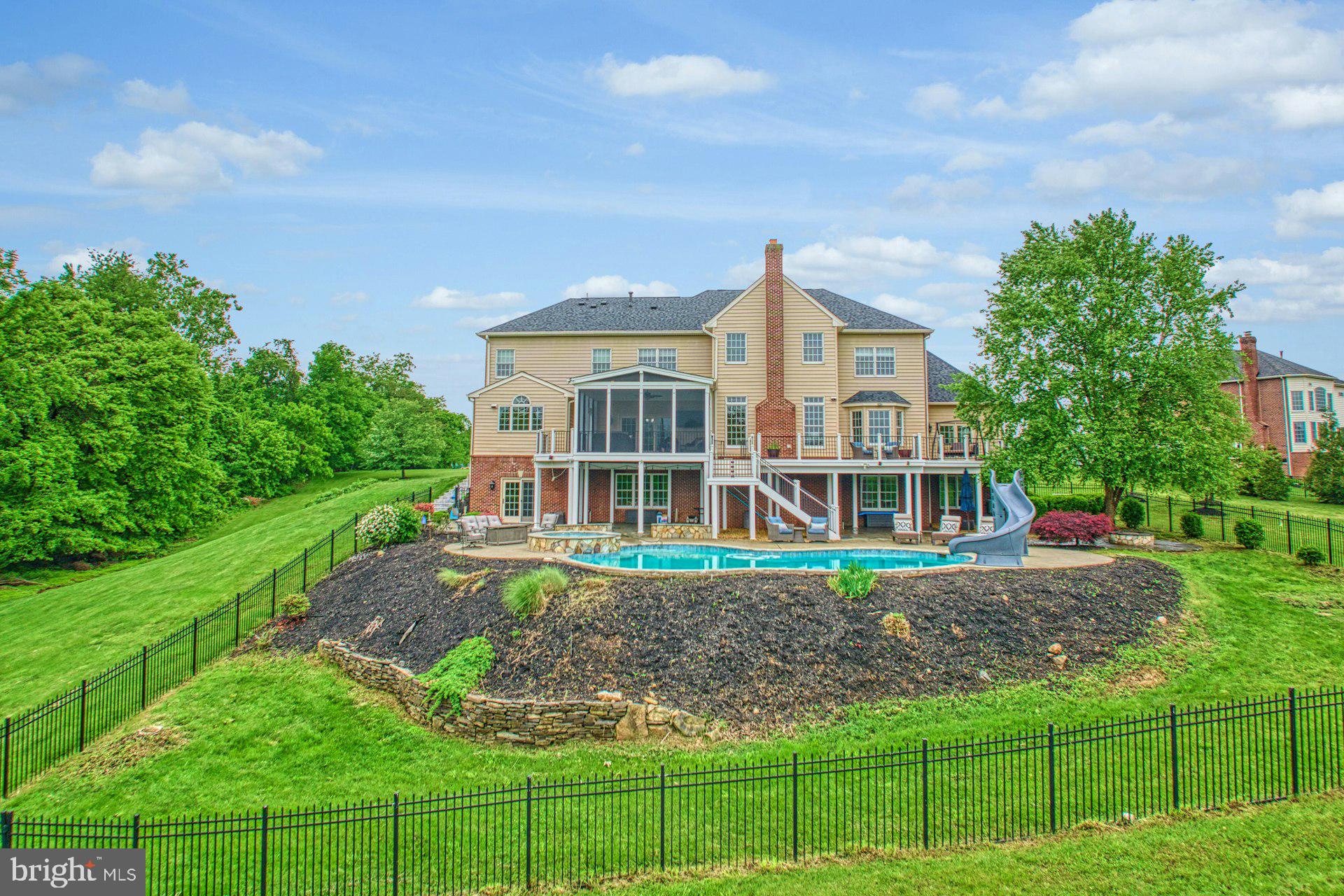 SHENSTONE - Residential