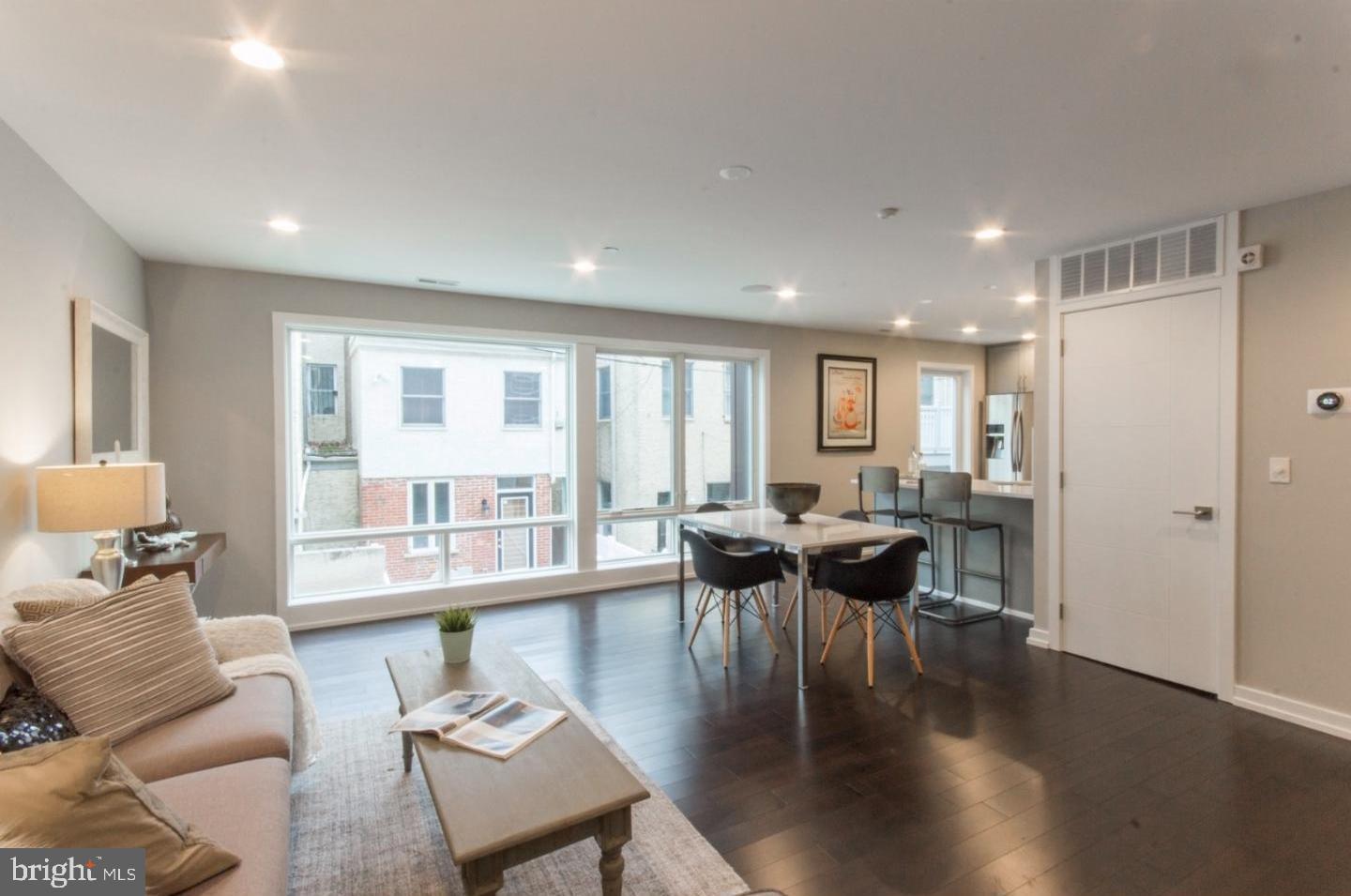 HAWTHORNE - Residential Lease