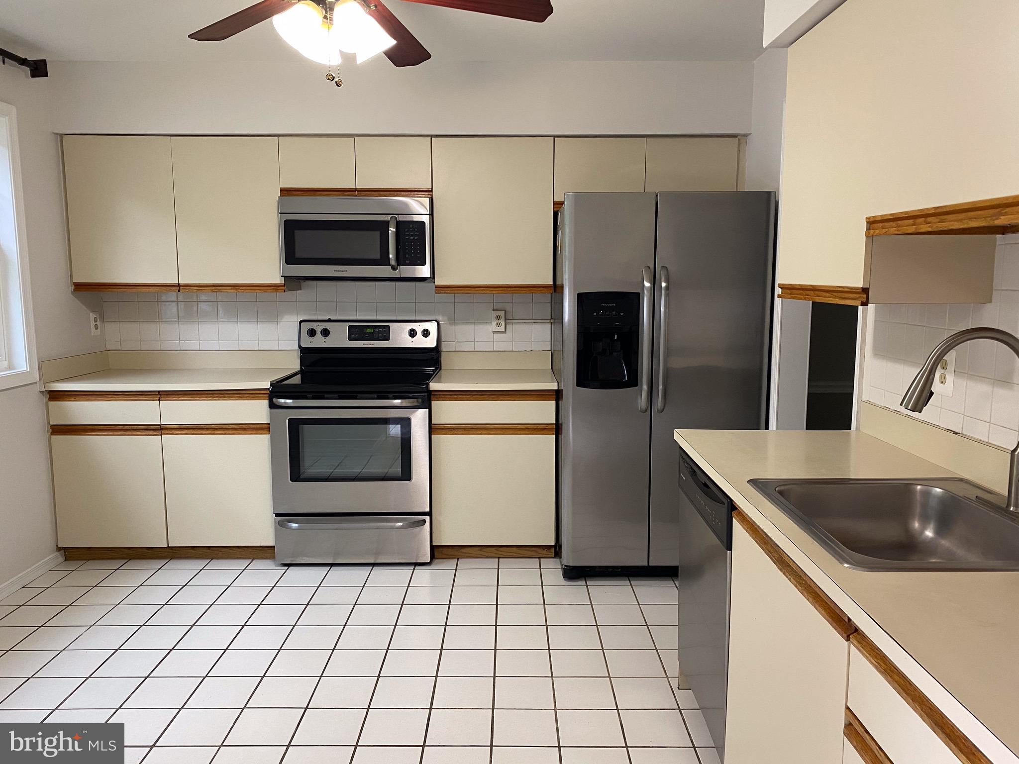 CAPETOWNE - Residential