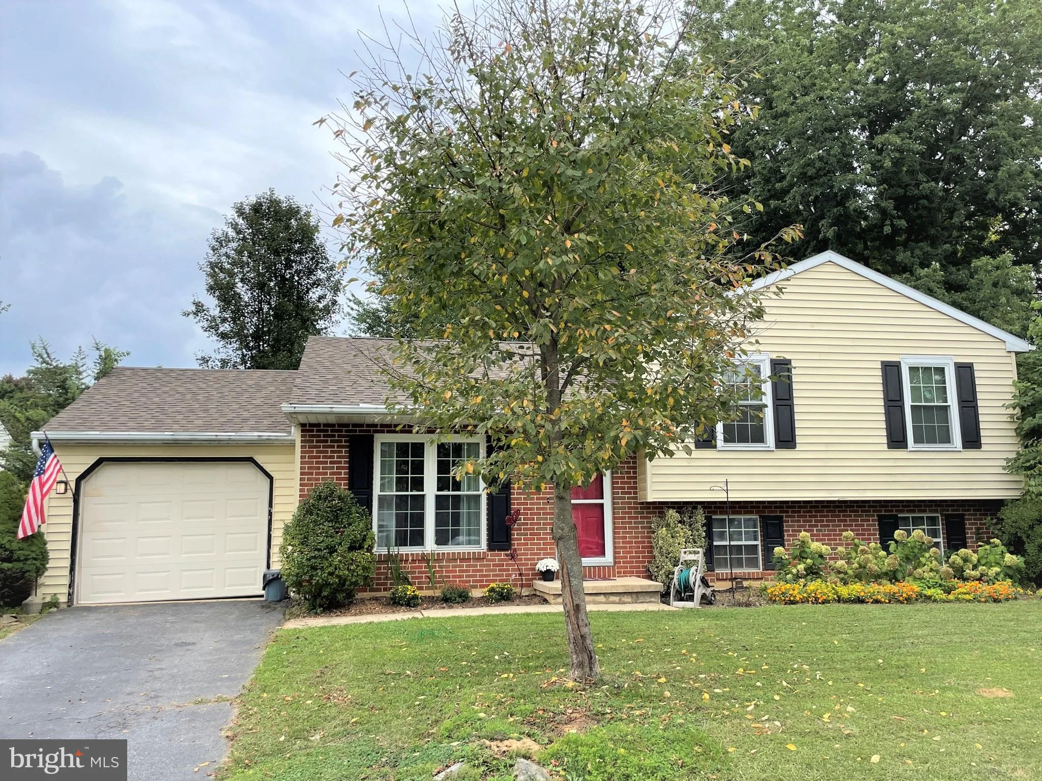 746 Saint Johns Place, Dallastown, PA 17313