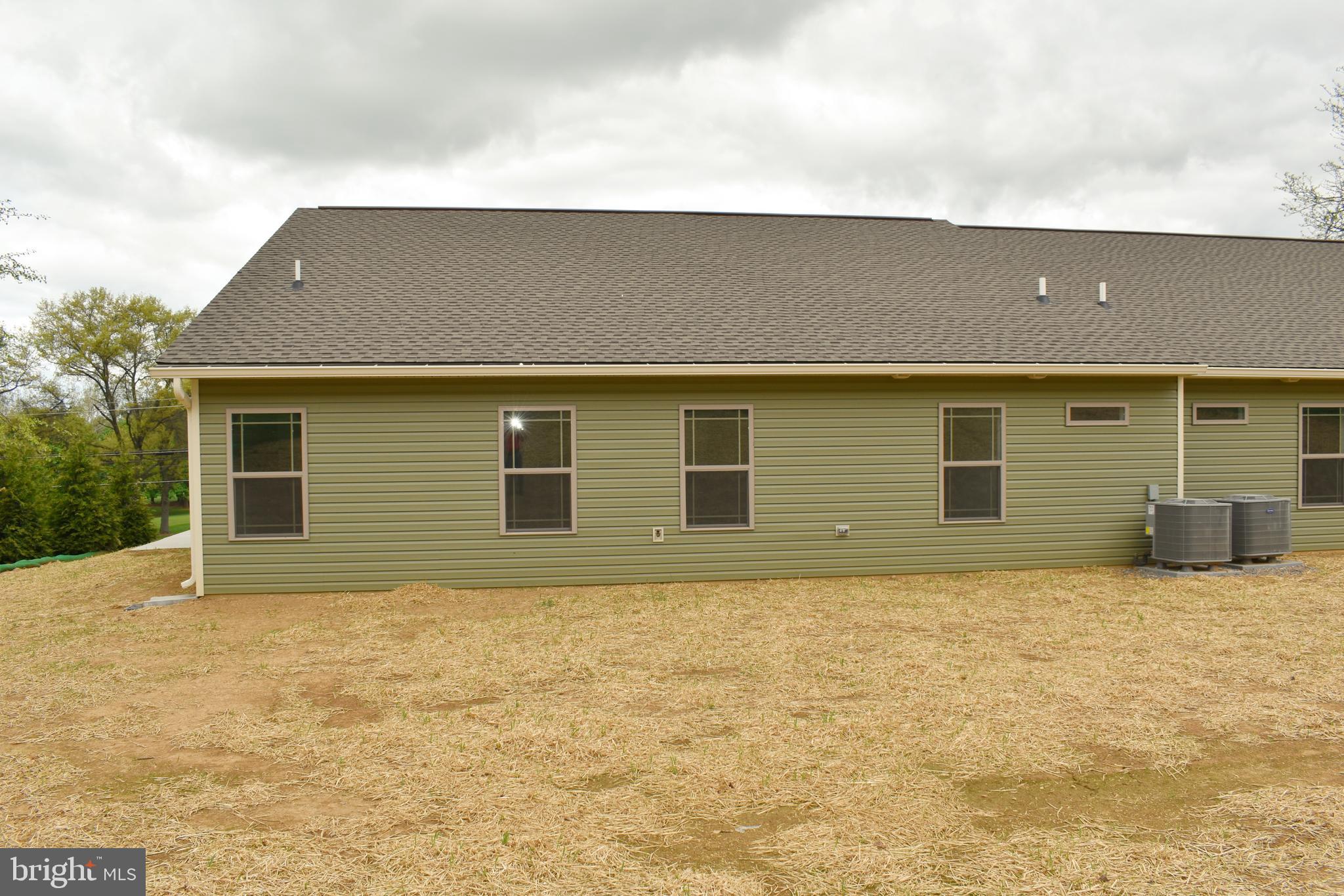 PENN NATIONAL GOLF COURSE COMMUNITY - Residential