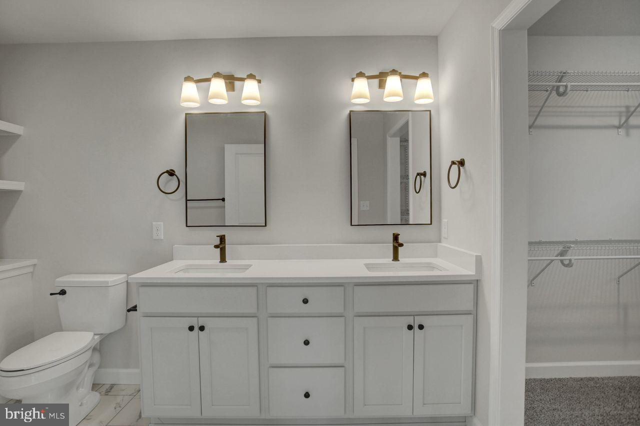 PENN NATIONAL GOLF COURSE COMMUNITY - Residential