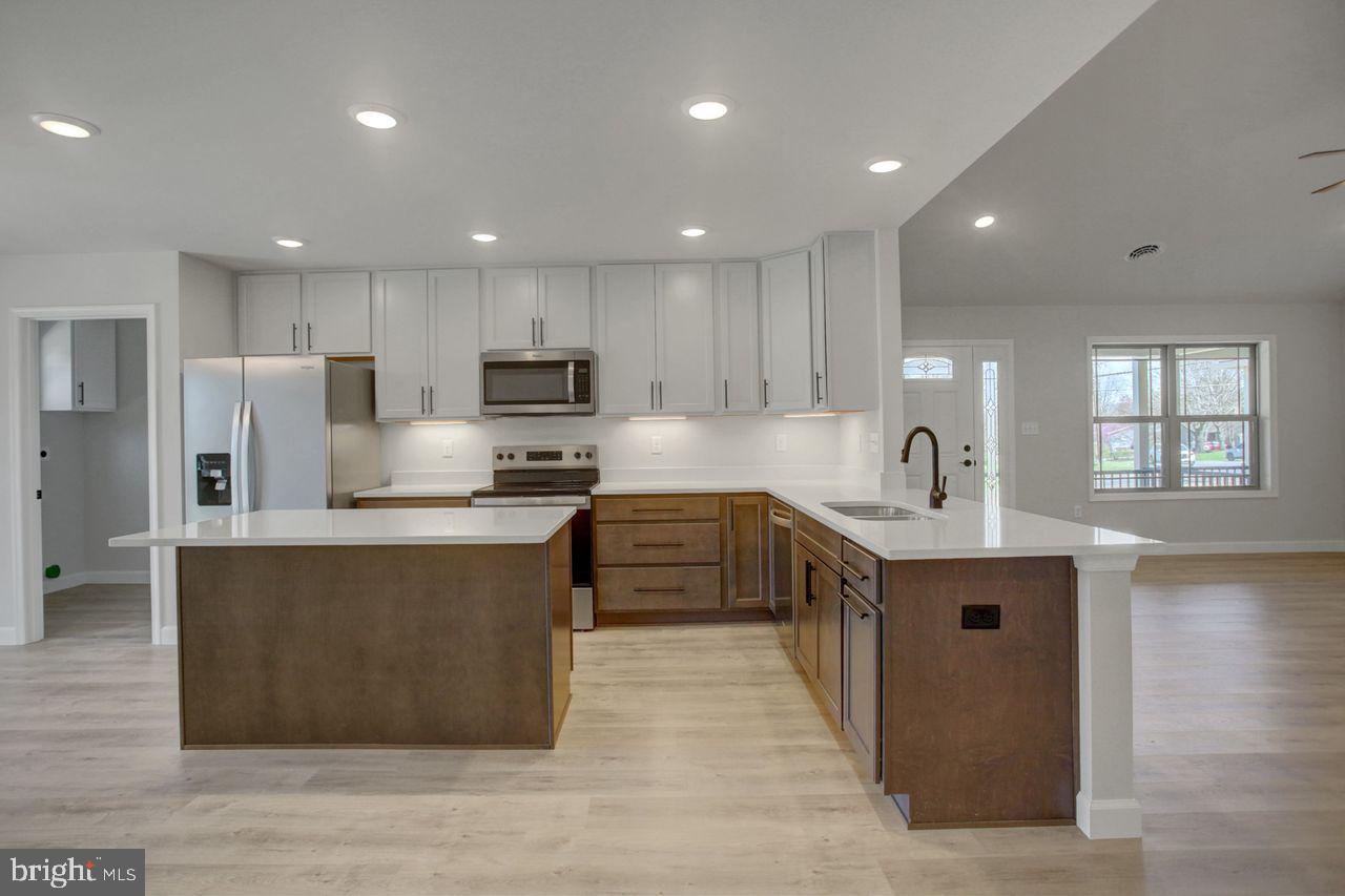 PENN NATIONAL GOLF COURSE COMMUNITY - Residential