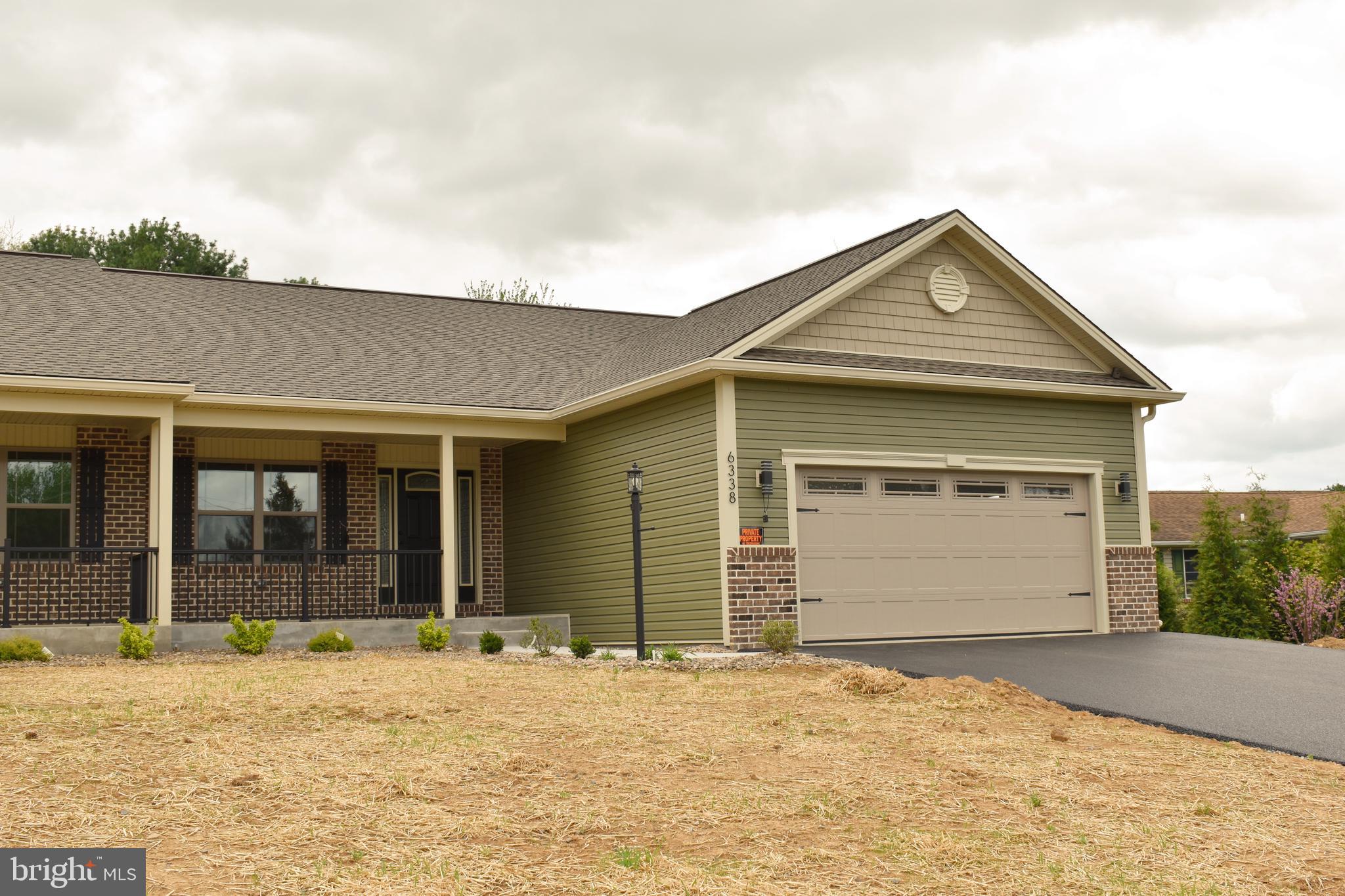 PENN NATIONAL GOLF COURSE COMMUNITY - Residential