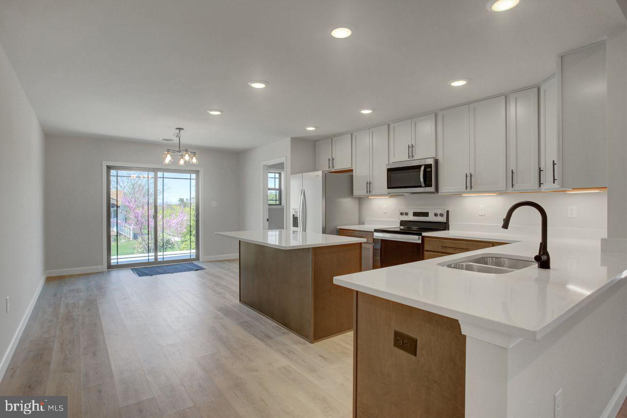 PENN NATIONAL GOLF COURSE COMMUNITY - Residential