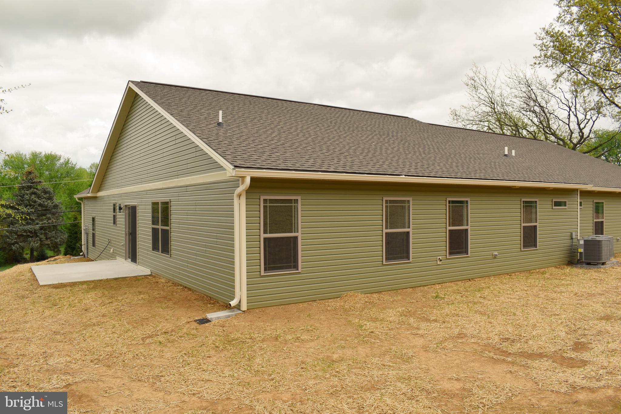 PENN NATIONAL GOLF COURSE COMMUNITY - Residential