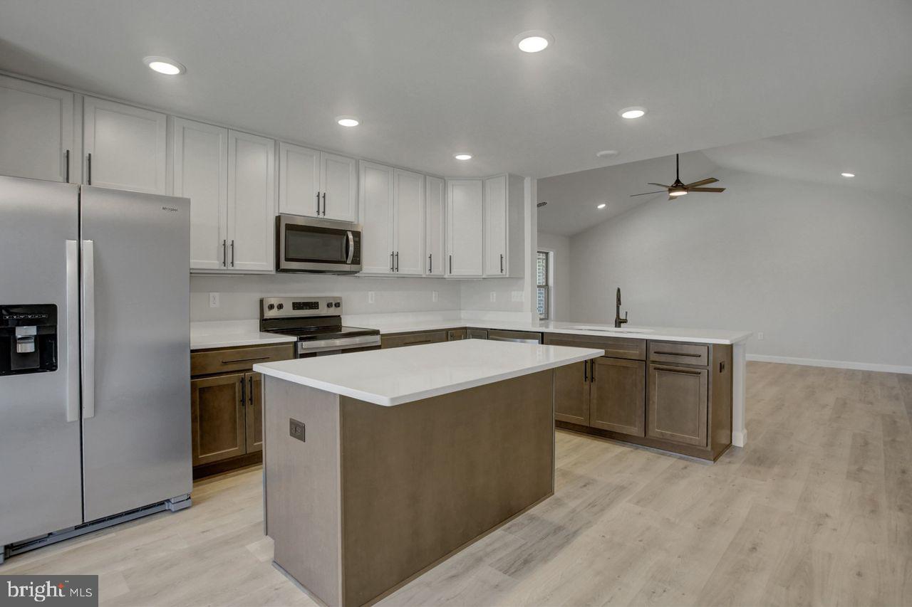 PENN NATIONAL GOLF COURSE COMMUNITY - Residential