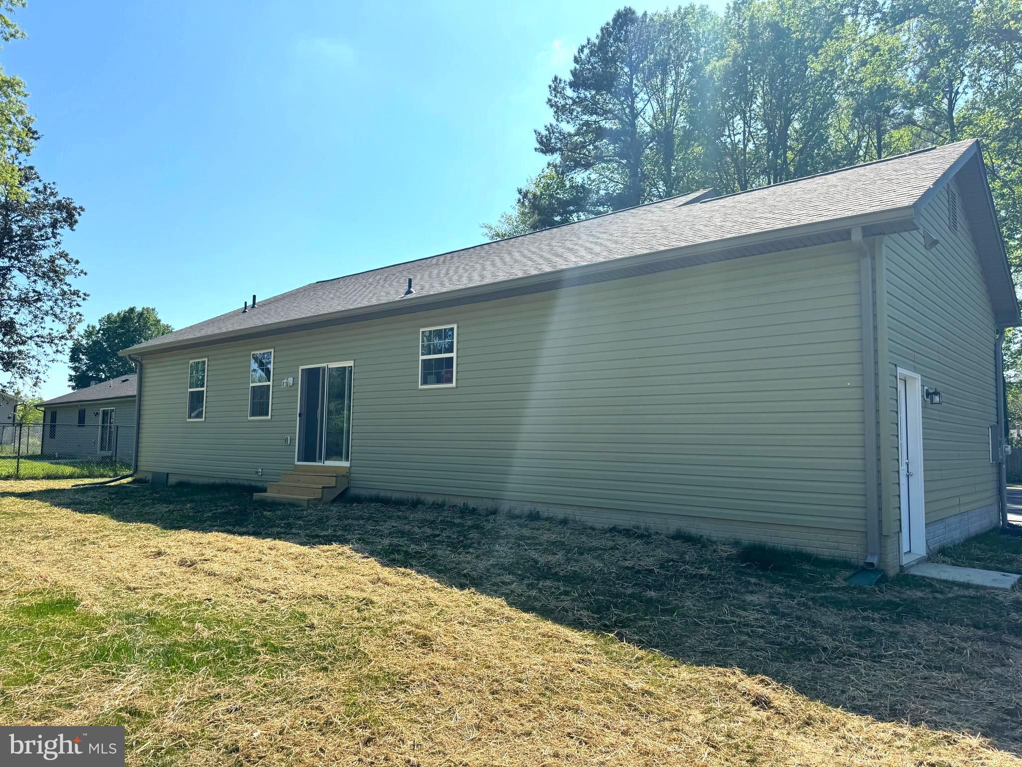 GOLDEN BEACH - Residential