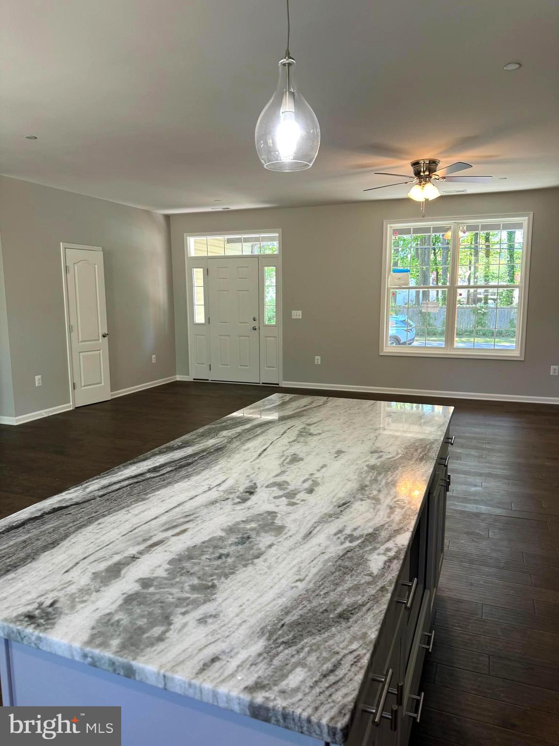 GOLDEN BEACH - Residential