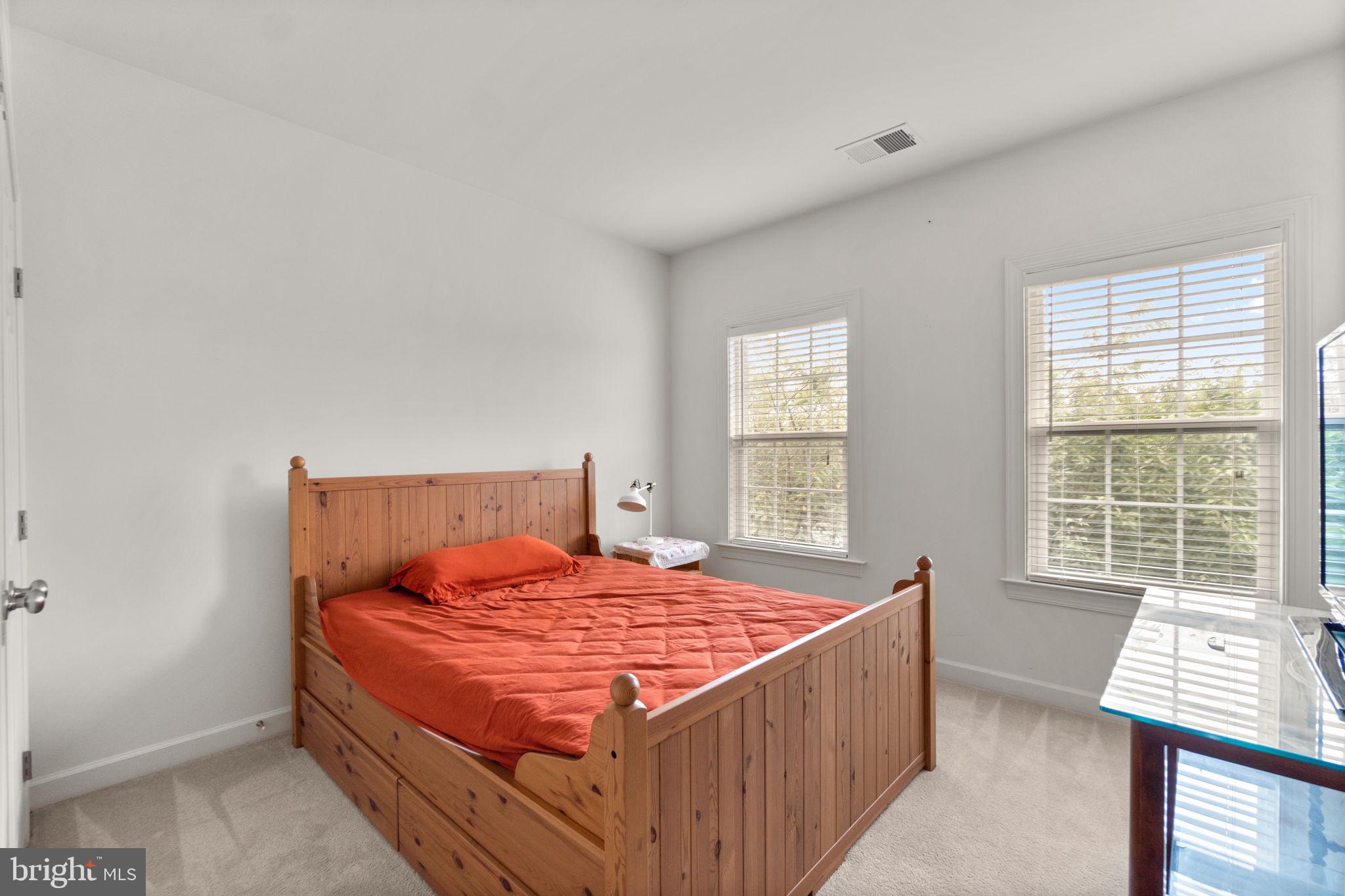 VILLAGES OF URBANA - Residential