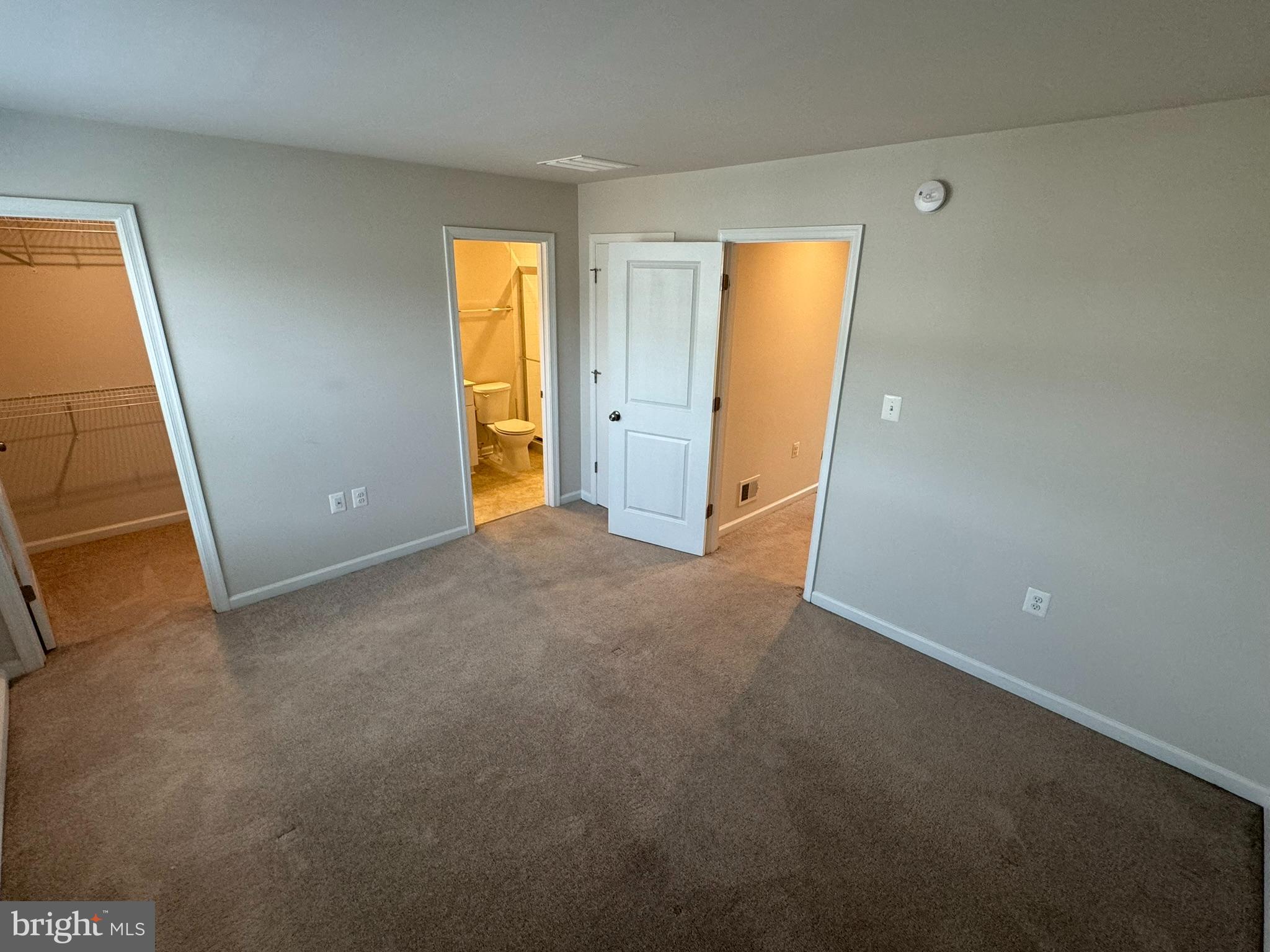 PRESIDENTS POINTE - Residential Lease