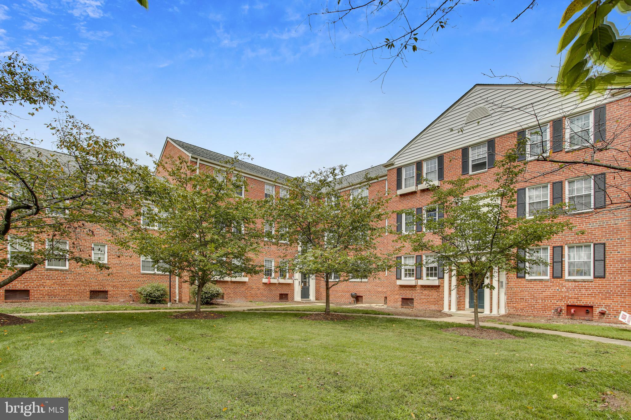 BELLE VIEW CONDOMINIUMS - Residential