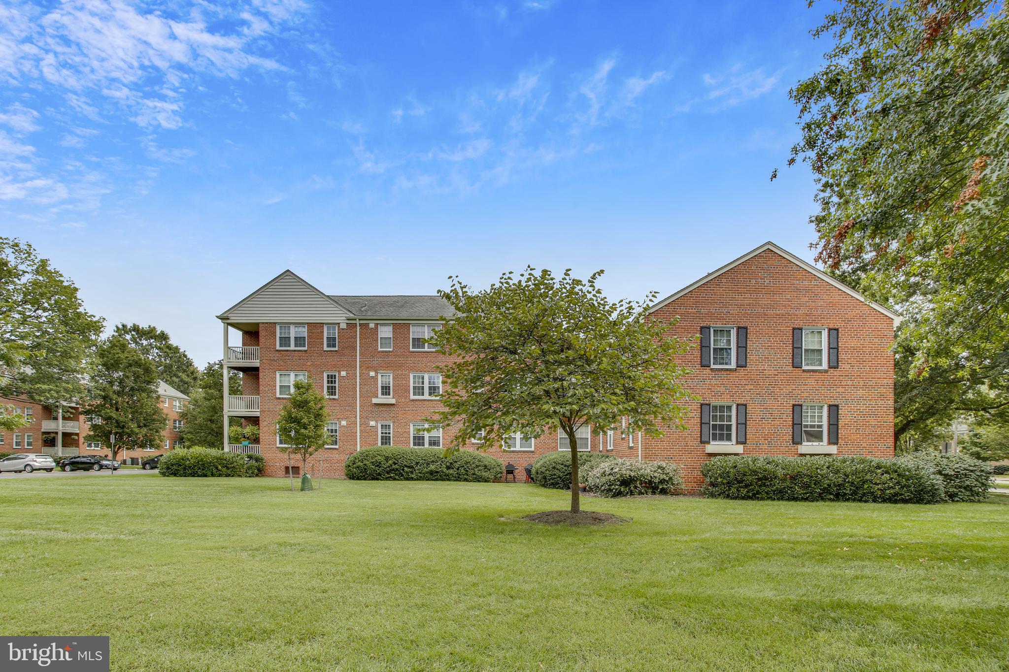 BELLE VIEW CONDOMINIUMS - Residential