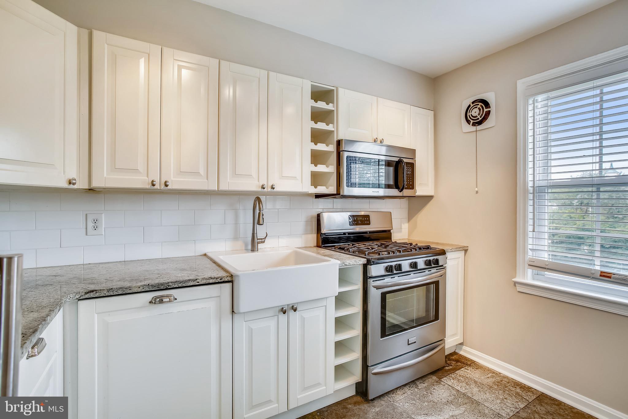 BELLE VIEW CONDOMINIUMS - Residential