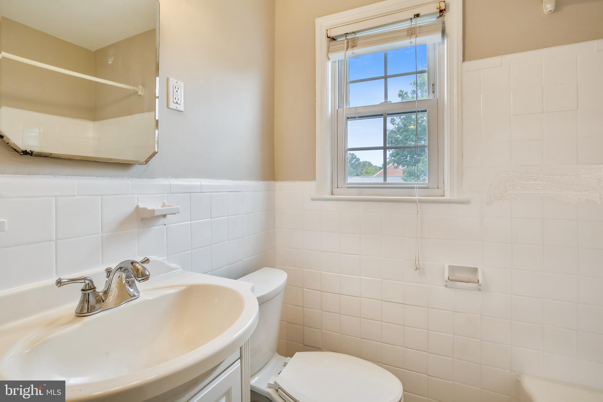 BELLE VIEW CONDOMINIUMS - Residential