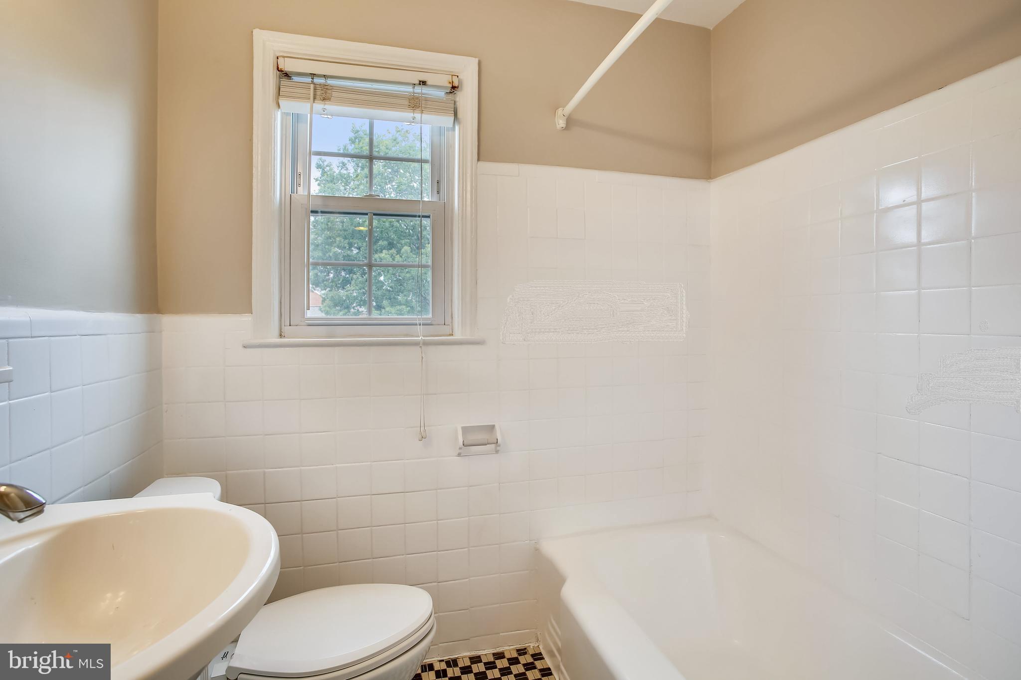 BELLE VIEW CONDOMINIUMS - Residential