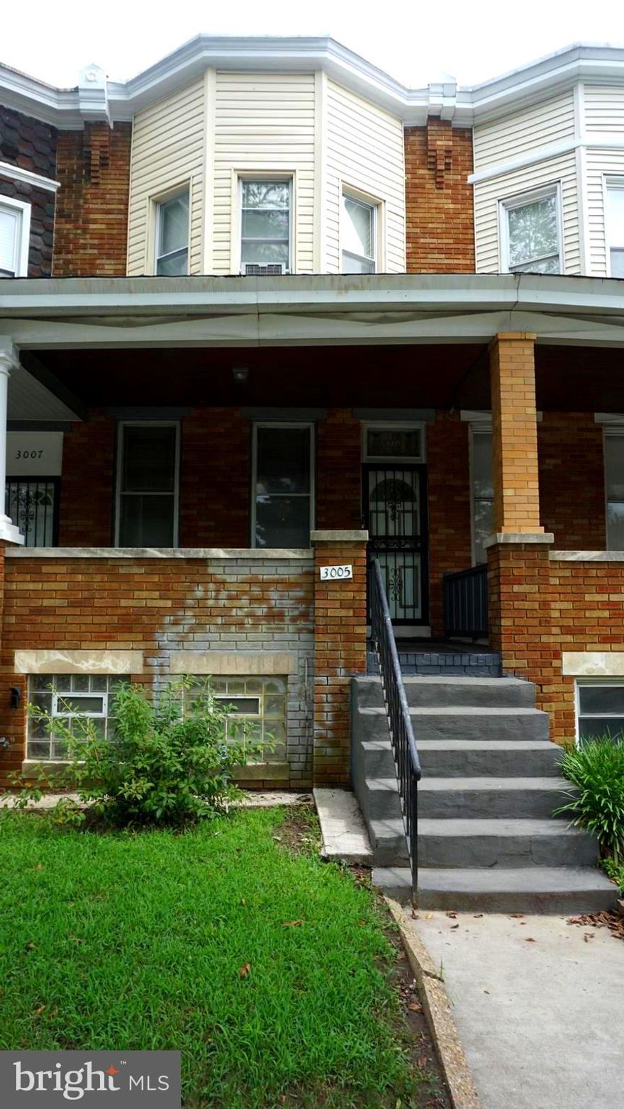 Welcome to this large porch front, Clifton Park Golf Course View magnificent home. Features include fenced rear yard w/access from main and lower levels, 9' ceilings throughout, hardwood under carpet and laminate on main and upper levels, huge recreation room in lower level with built in bar and ceramic tile, huge primary bedroom on upper and 2 additional large bedrooms including one with sitting room, 2 baths, new gas furnace, 7 year old rubber roof, large kitchen, dining and living room with beautiful columns separating dining and living rooms. Possible 4th bedroom in basement. All appliances convey including refrigerator w/ice maker, gas range, microwave, chest freezer and washer/dryer. Close to Morgan State and directly across the street from Clifton Park Golf Course. Hurry, this one won't last! Make your appointment today!
Contract fell through for financing purposes on buyers side. No fault of seller. Appraisal complete and approved FHA and can be transferred for quick settlement.
Final Price Drop for Quick Sale!!!