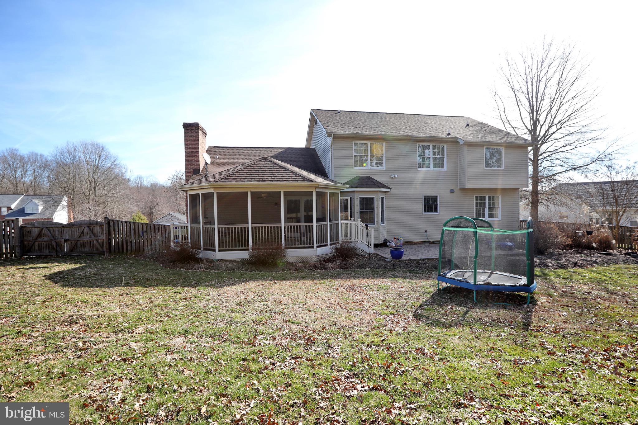 BERRY HILL MANOR - Residential Lease