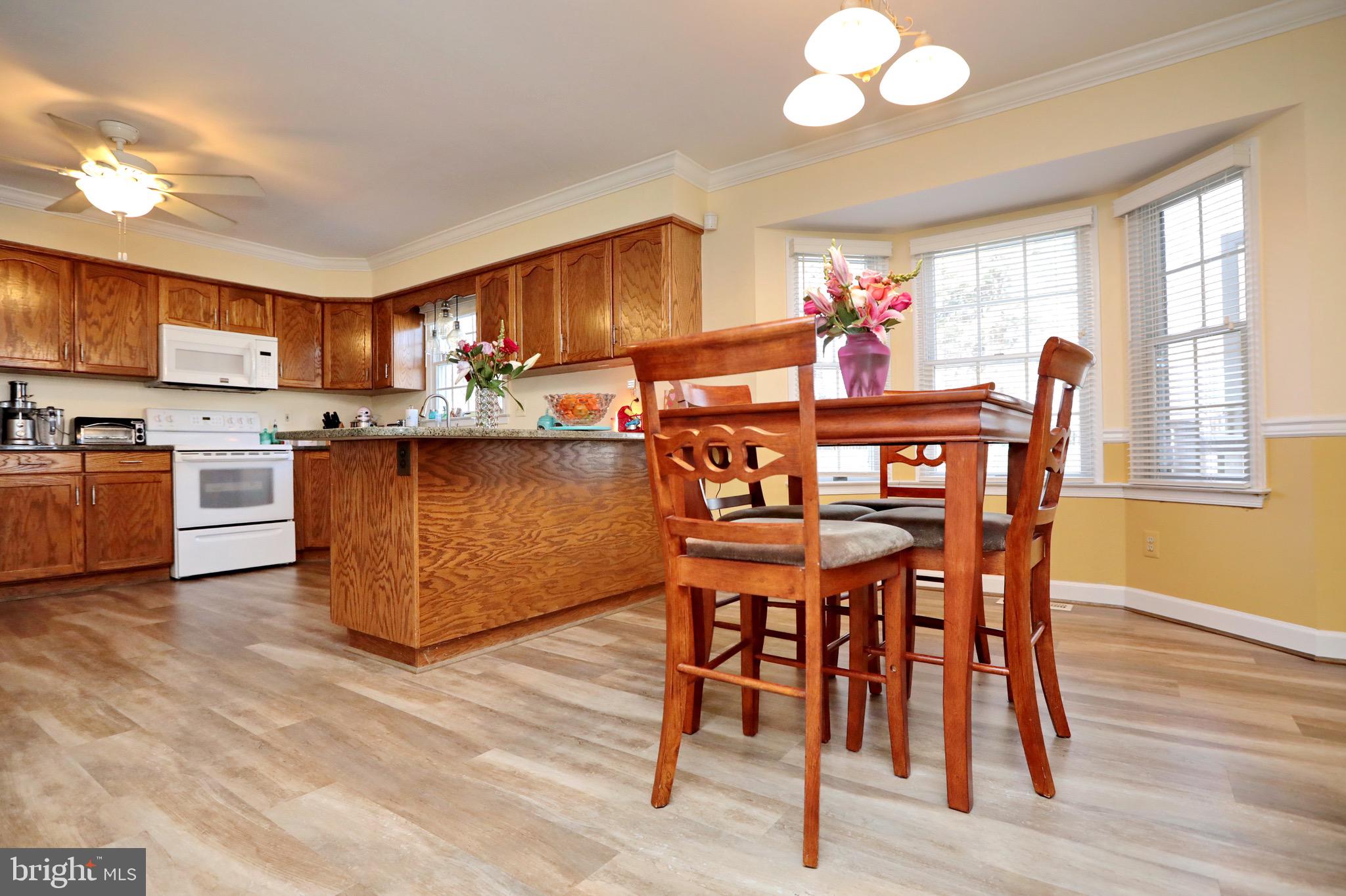 BERRY HILL MANOR - Residential Lease