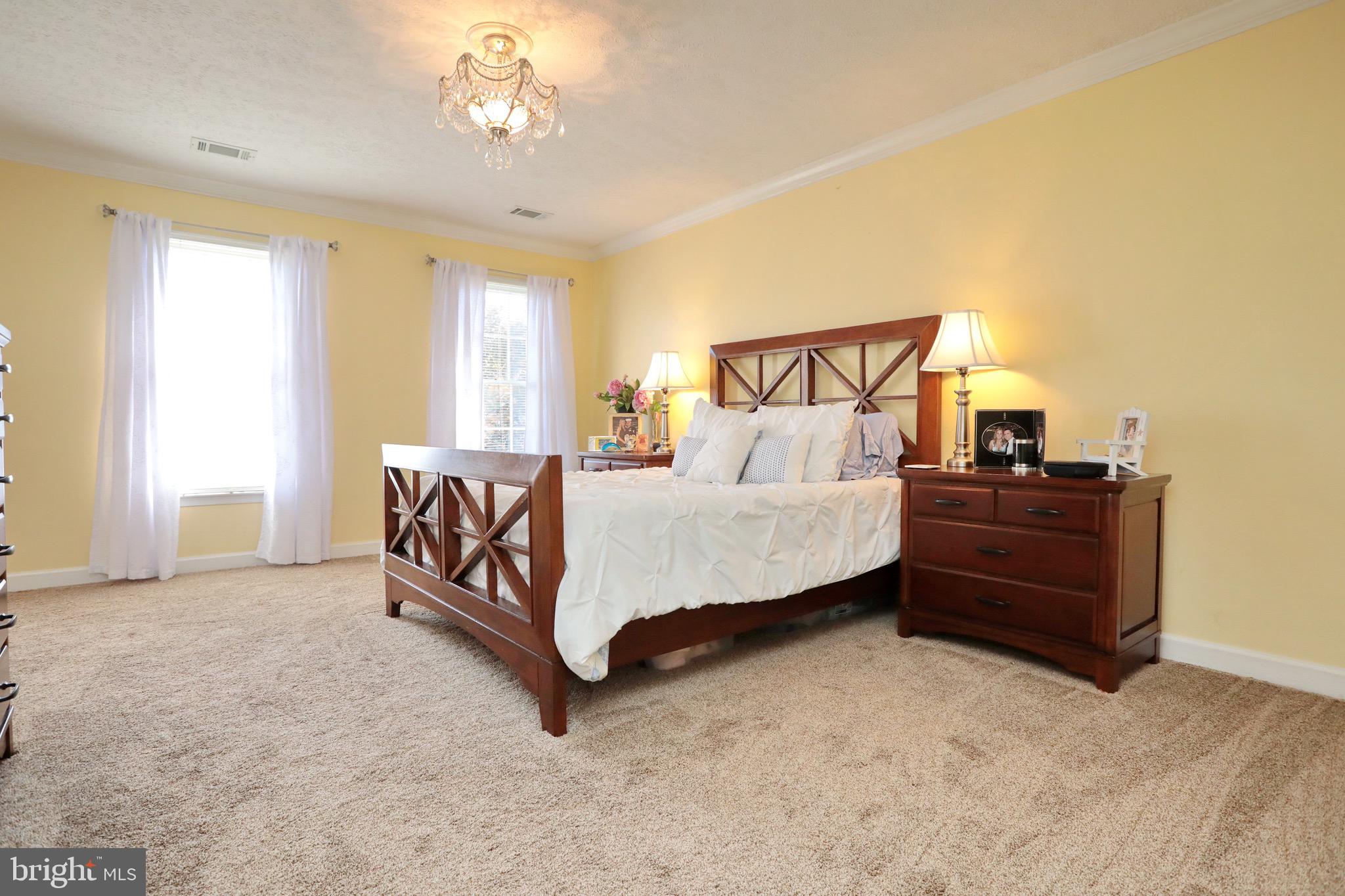 BERRY HILL MANOR - Residential Lease