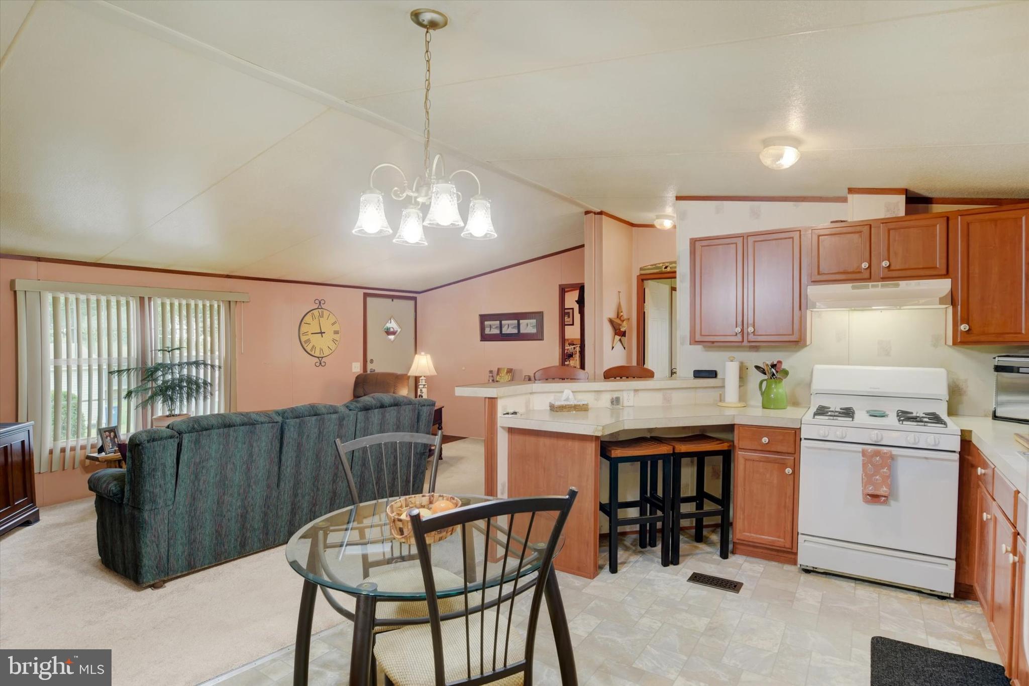 LITTLE HOLLYWOOD - Residential