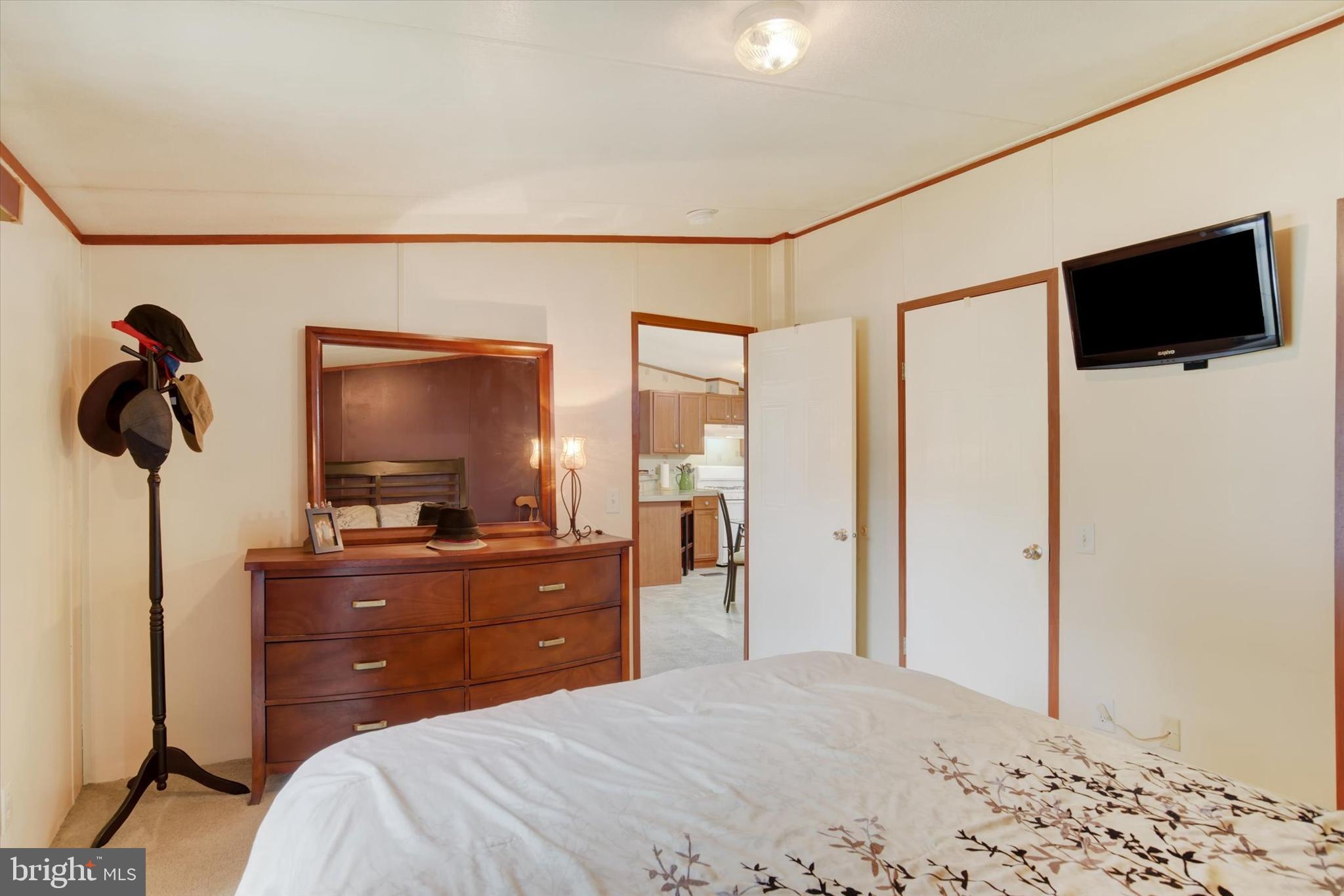 LITTLE HOLLYWOOD - Residential