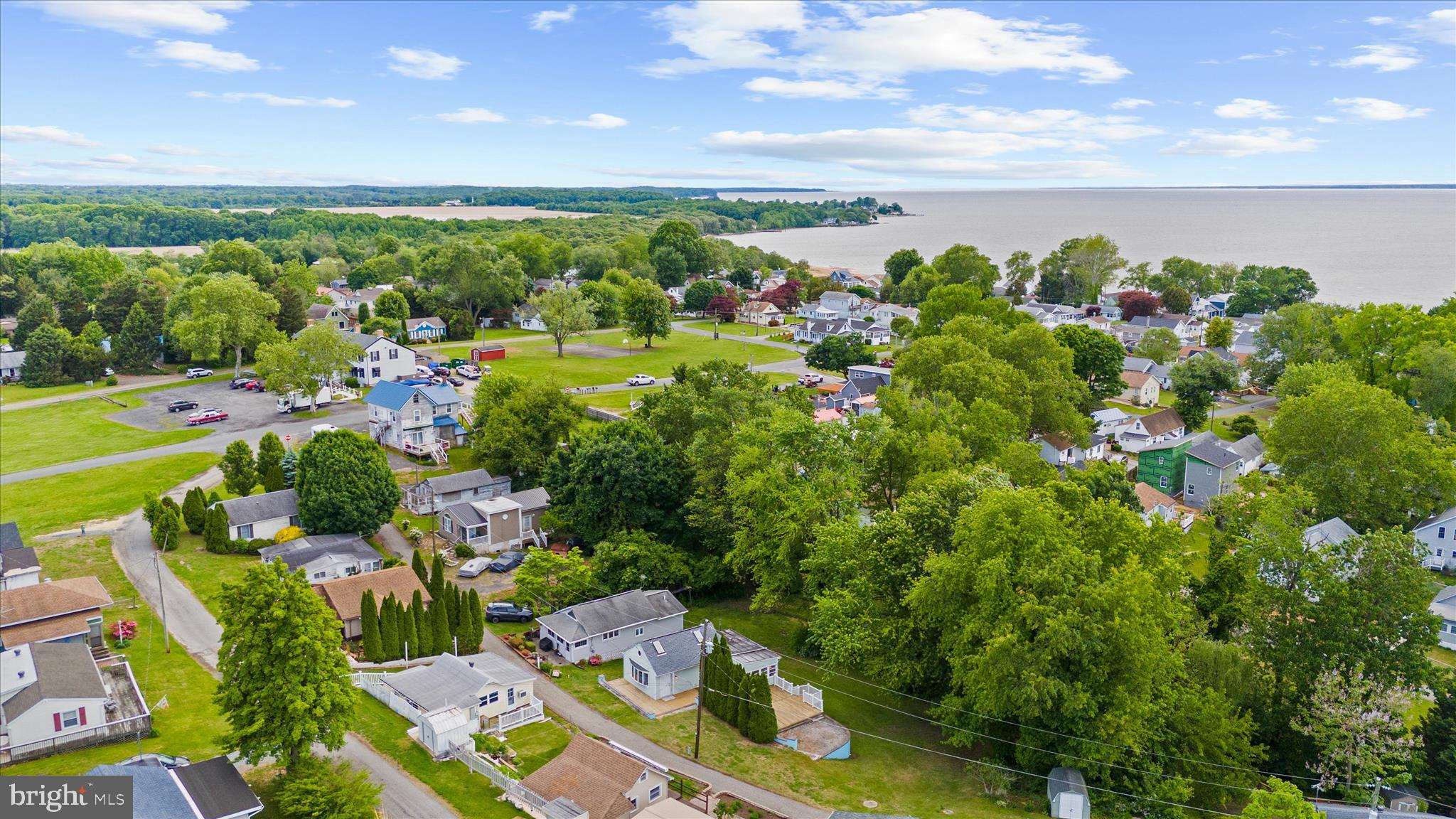 CRYSTAL BEACH MANOR - Residential