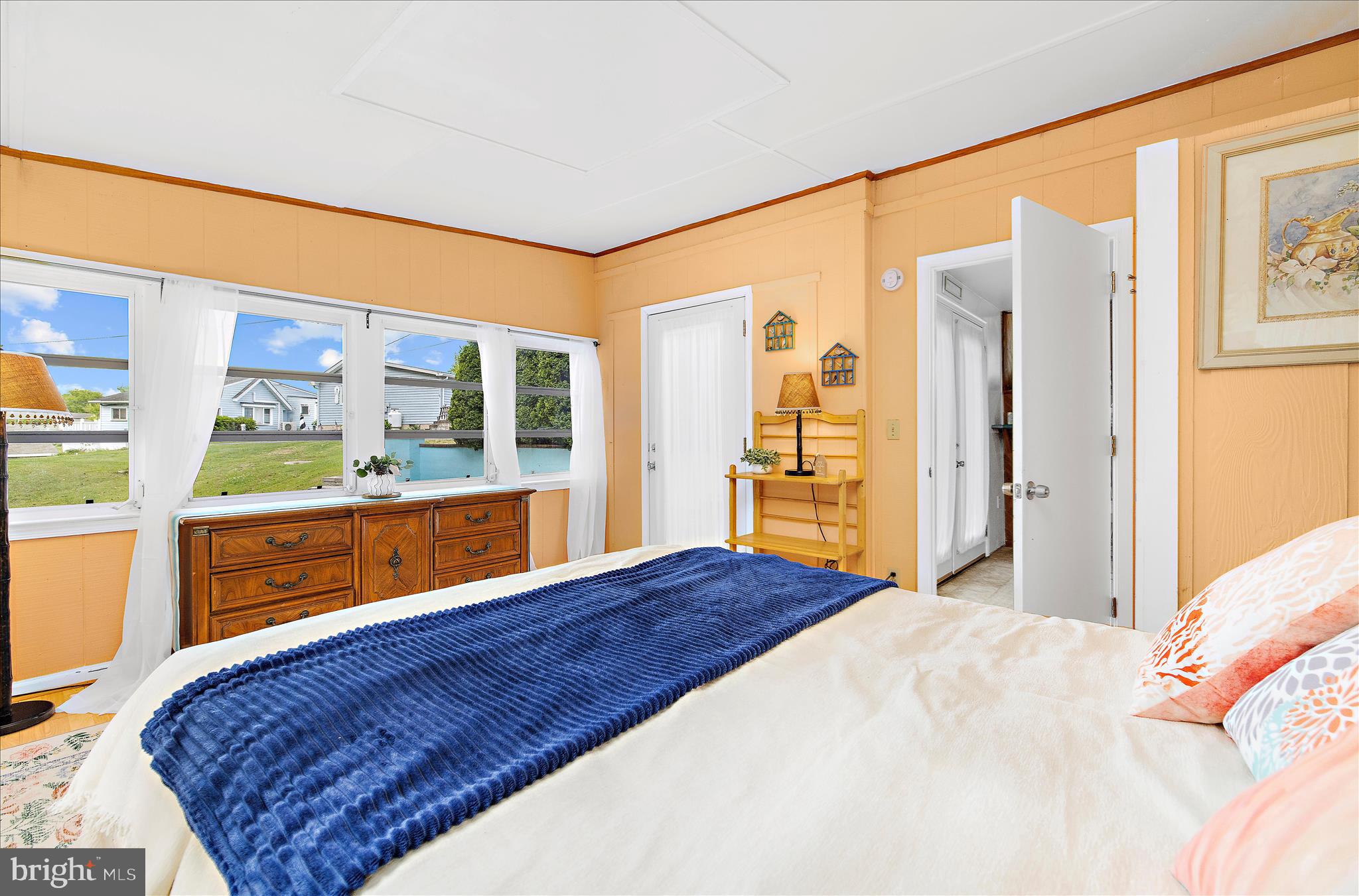 CRYSTAL BEACH MANOR - Residential