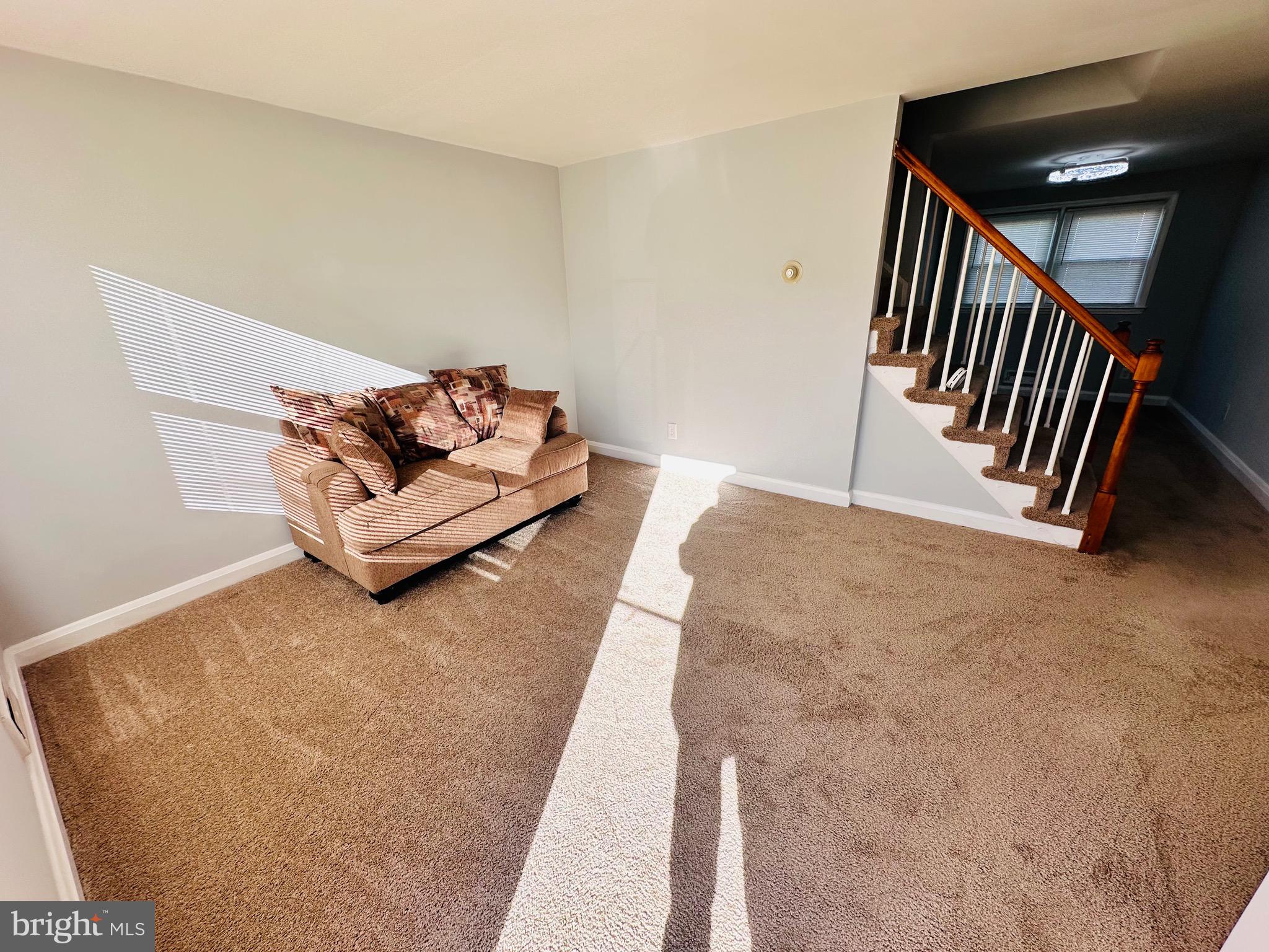 4728 CHATFORD AVENUE