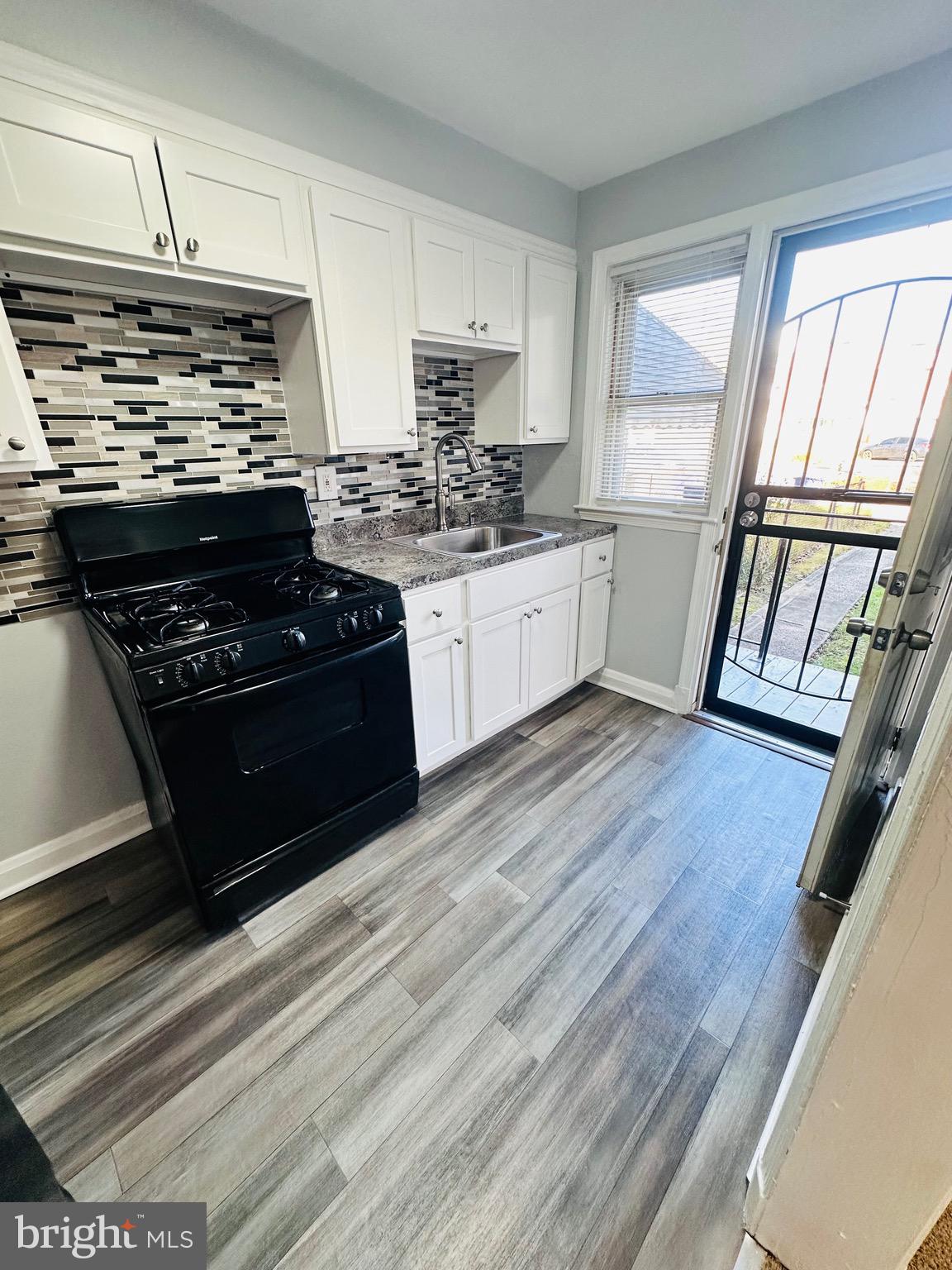 PARKSIDE - Residential