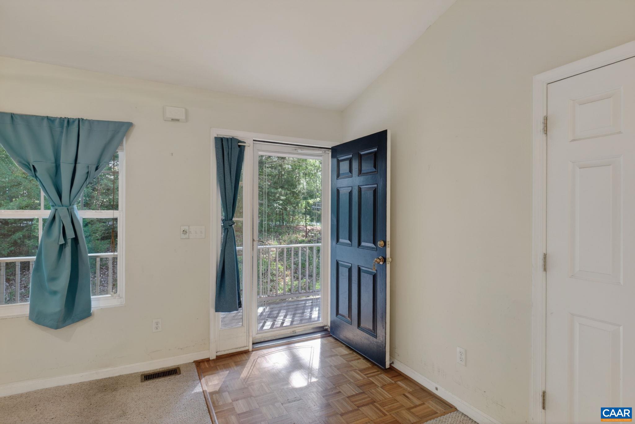 LAKE MONTICELLO - Residential