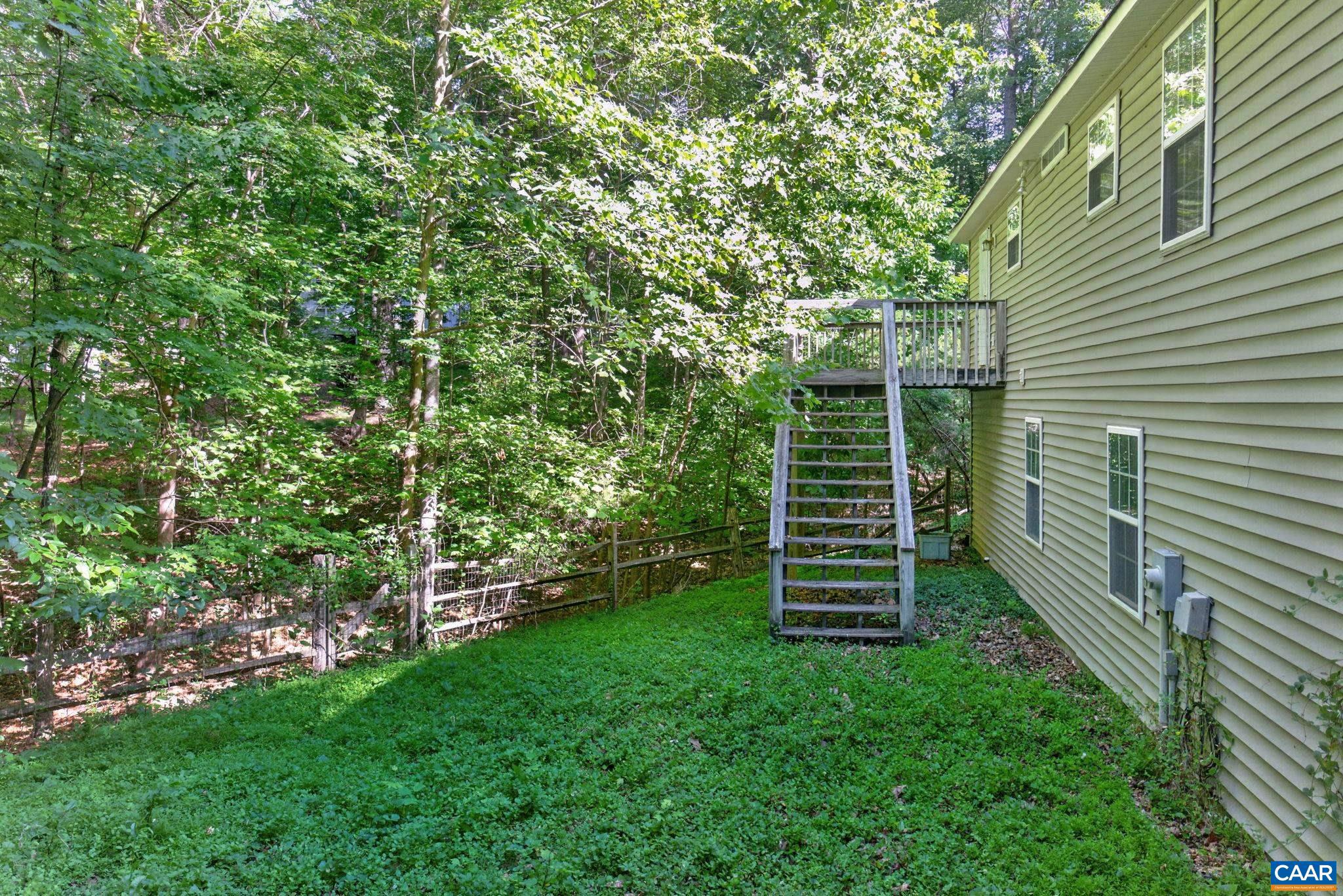 LAKE MONTICELLO - Residential