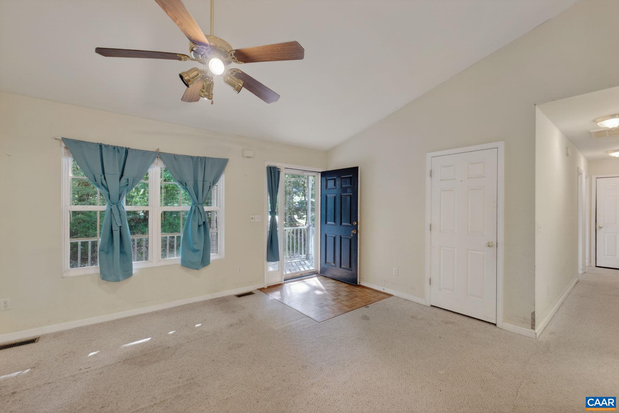 LAKE MONTICELLO - Residential