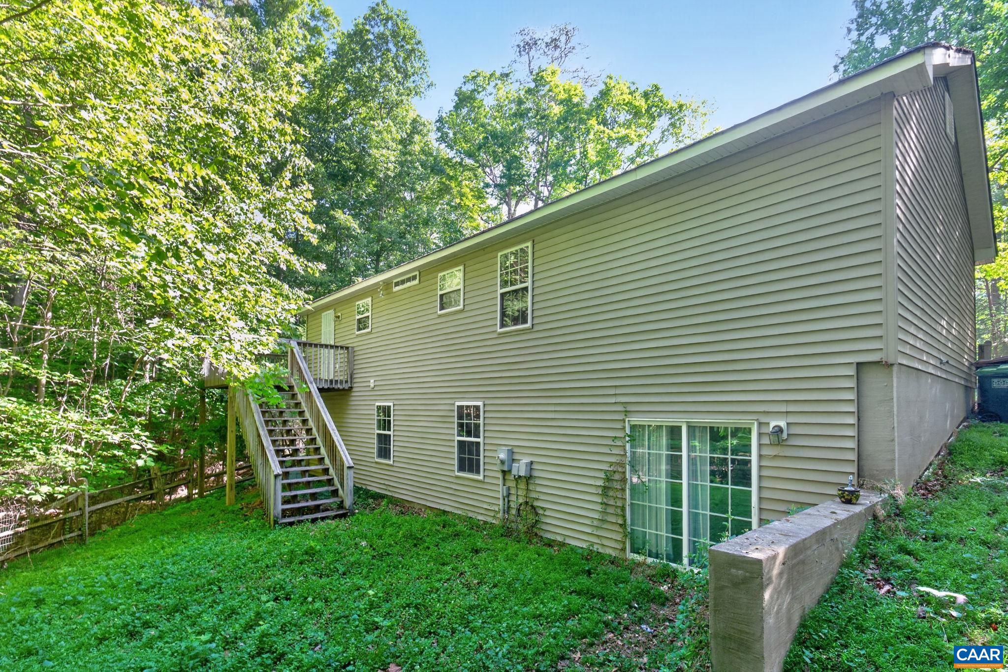 LAKE MONTICELLO - Residential