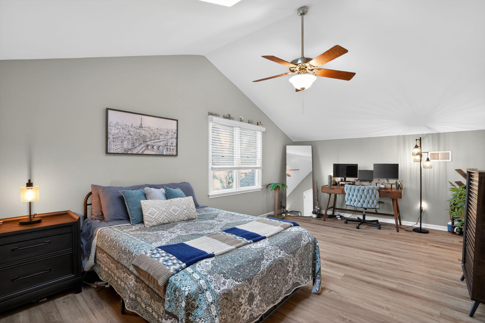 TWIN HILLS - Residential