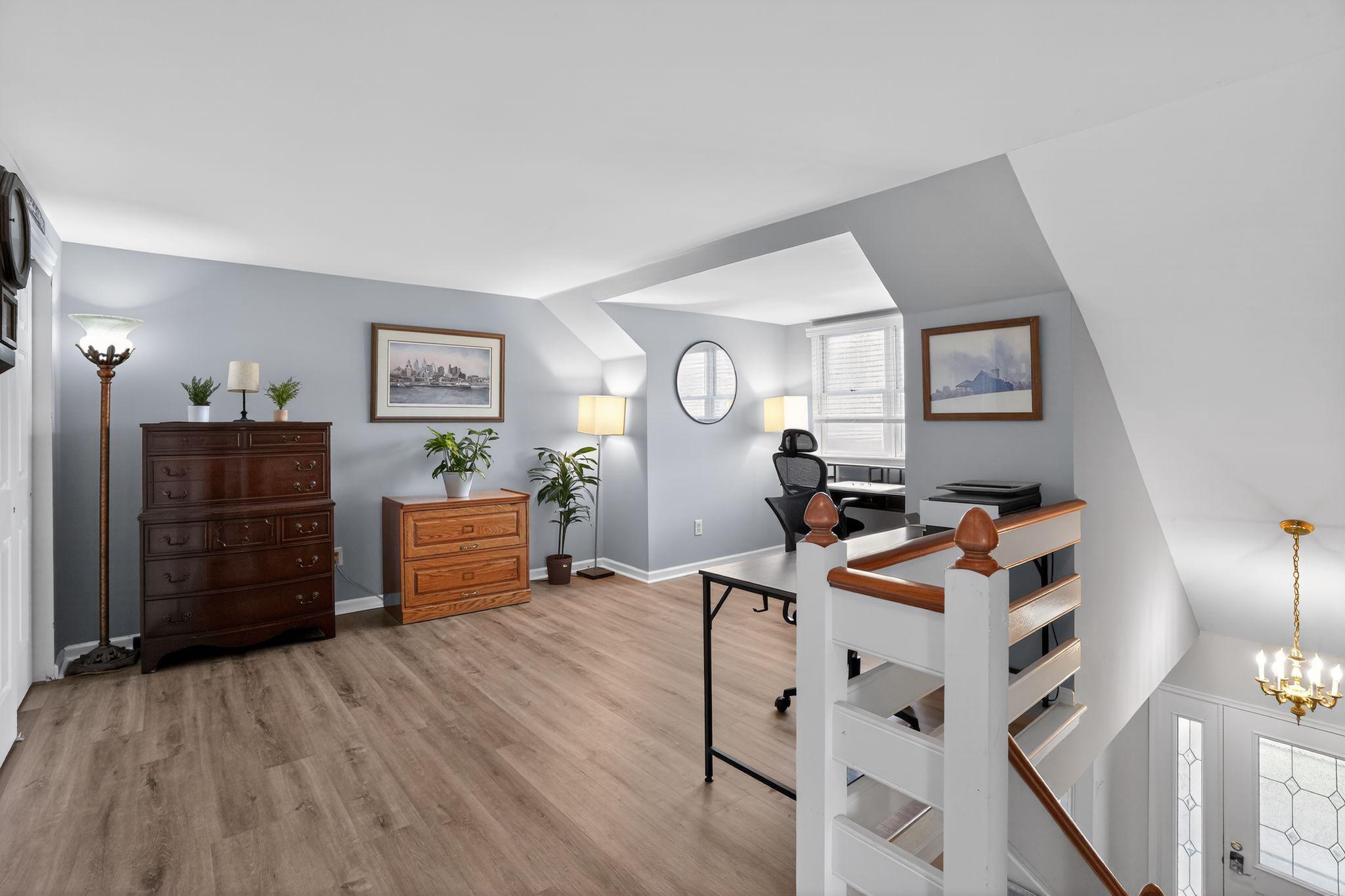 TWIN HILLS - Residential