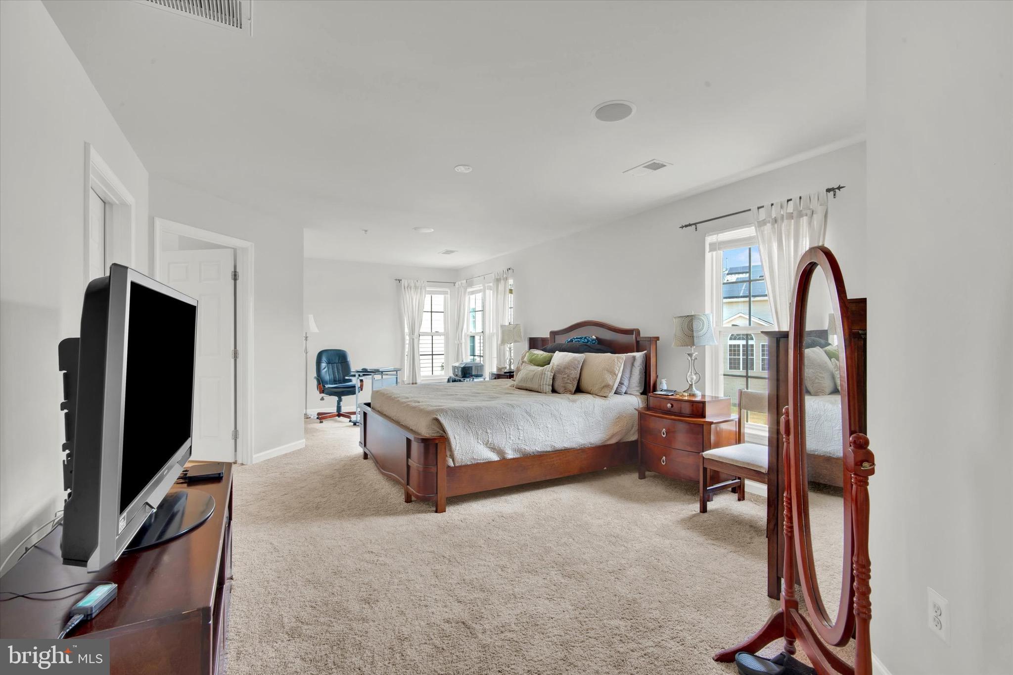 HAMPTON - Residential