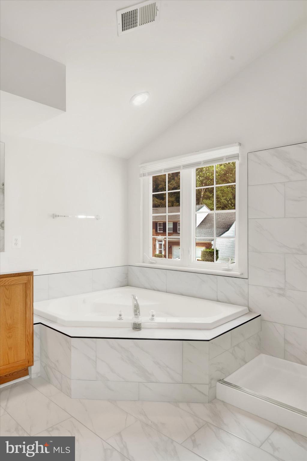 HAMPTON - Residential