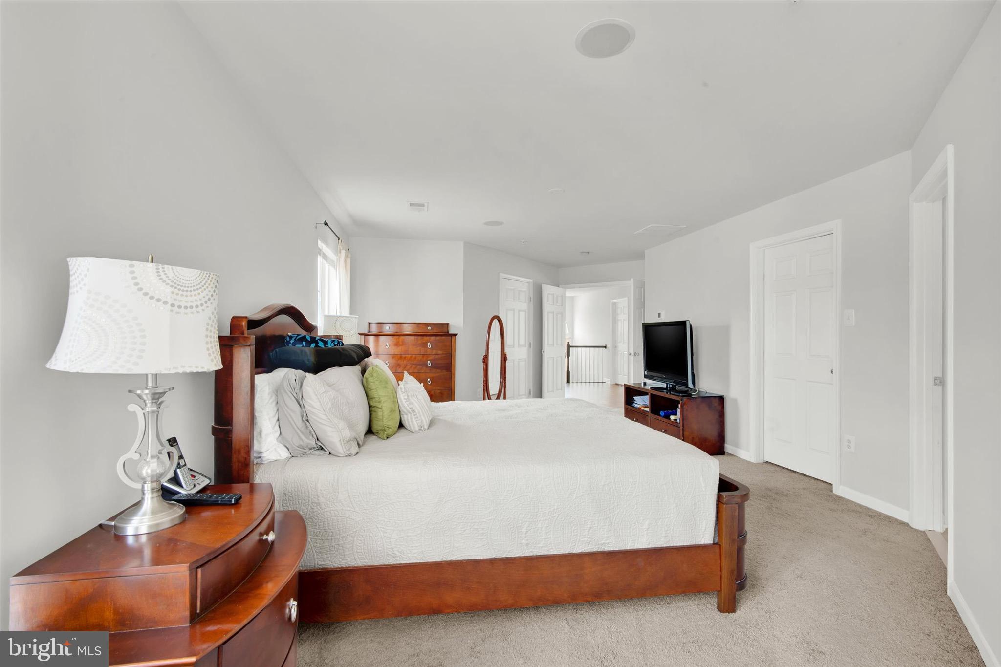 HAMPTON - Residential