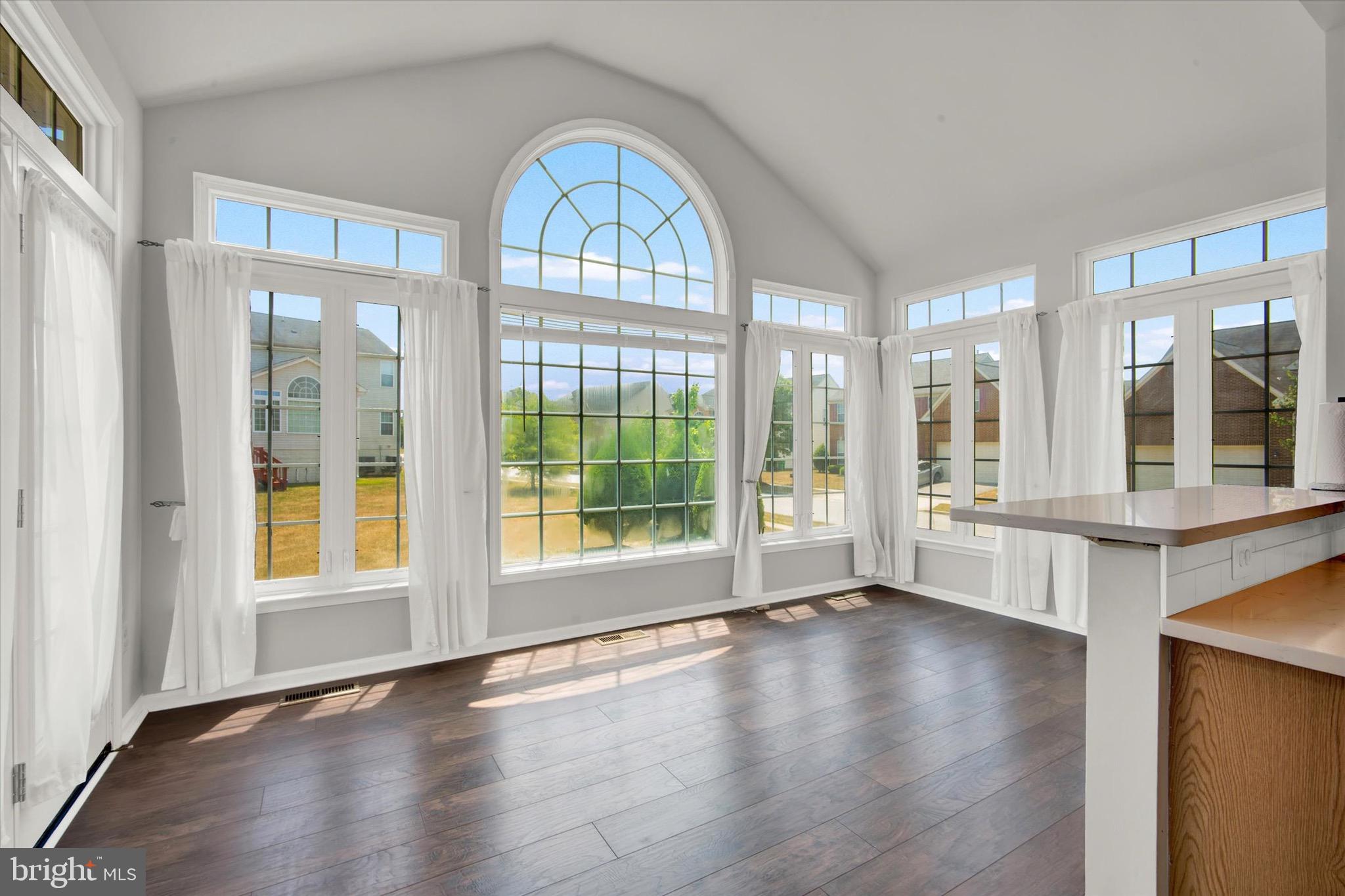 HAMPTON - Residential