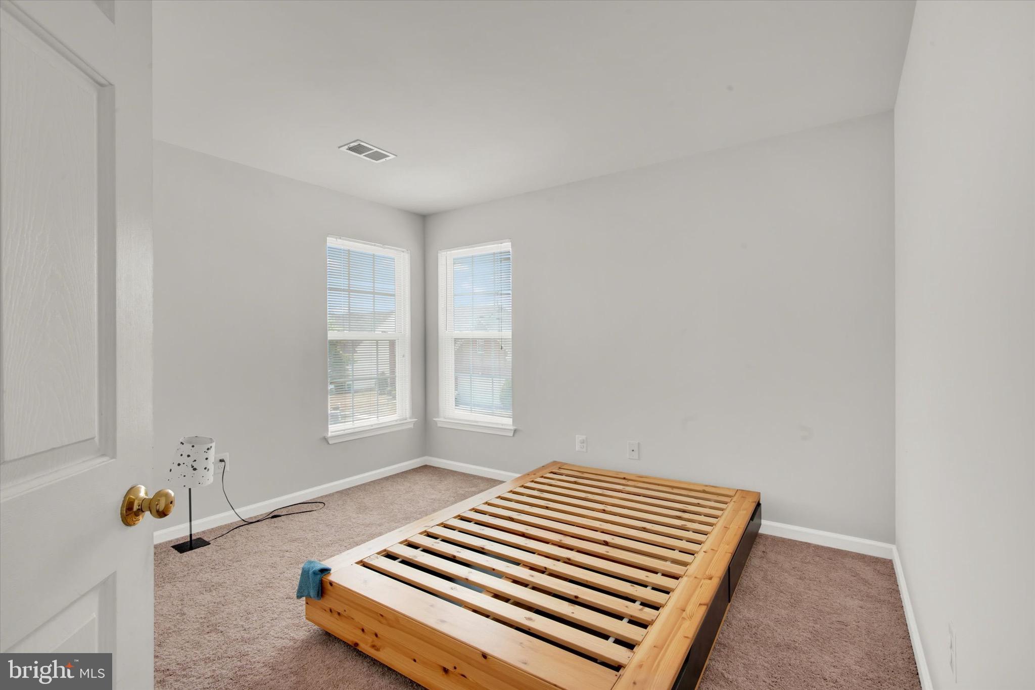 HAMPTON - Residential