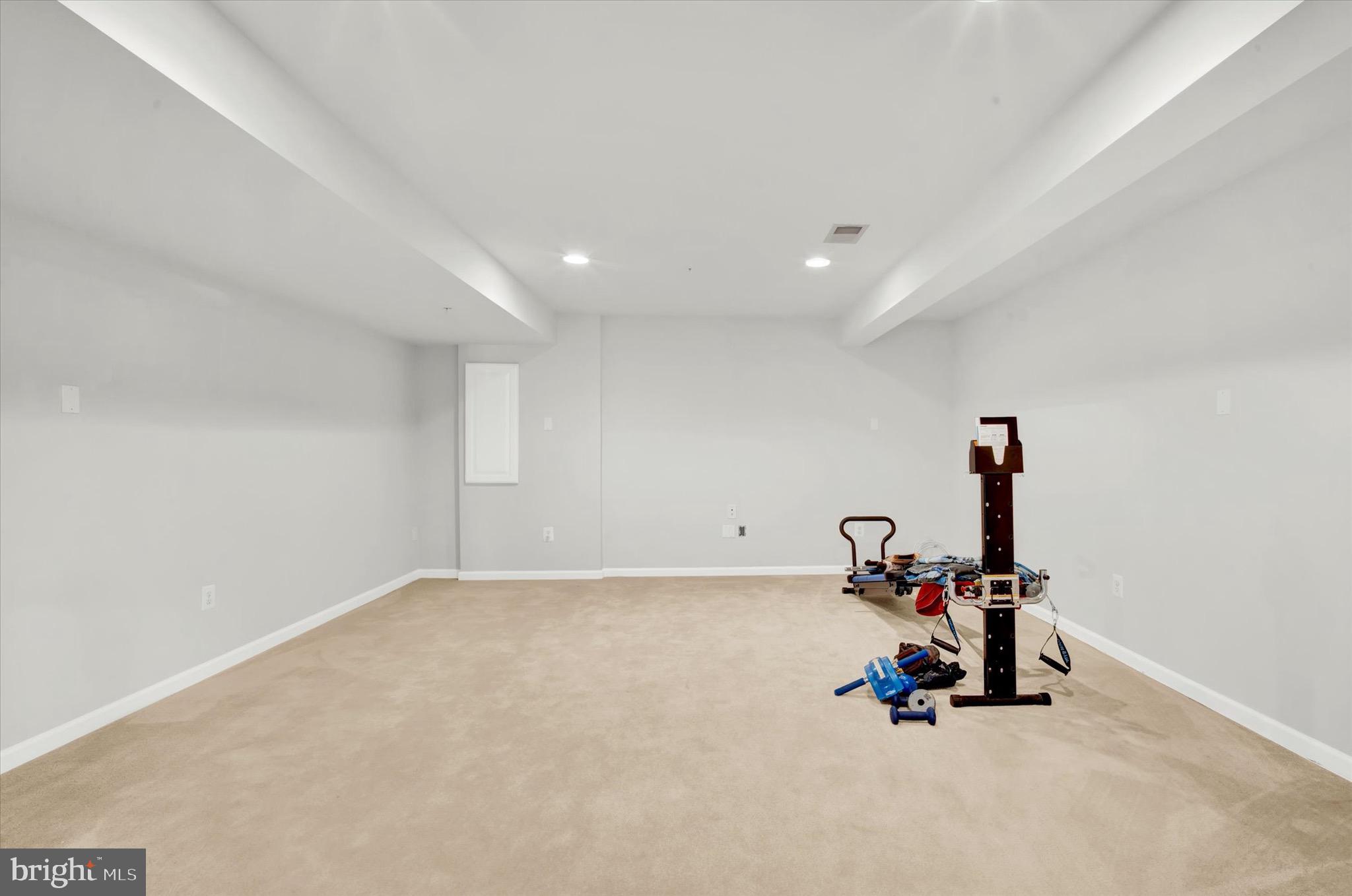 HAMPTON - Residential