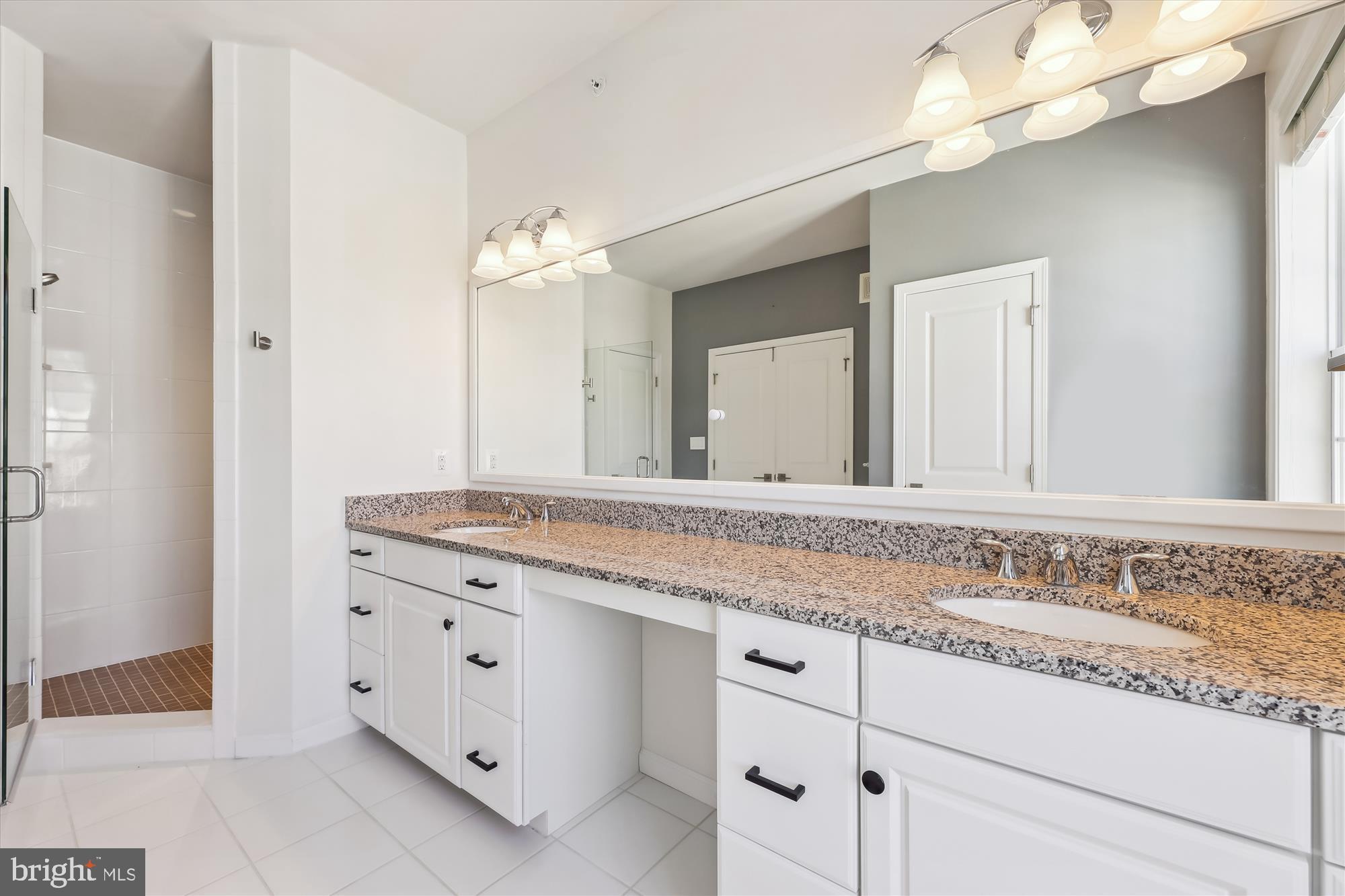 THE BUCKINGHAM AT LOUDOUN VALLEY - Residential