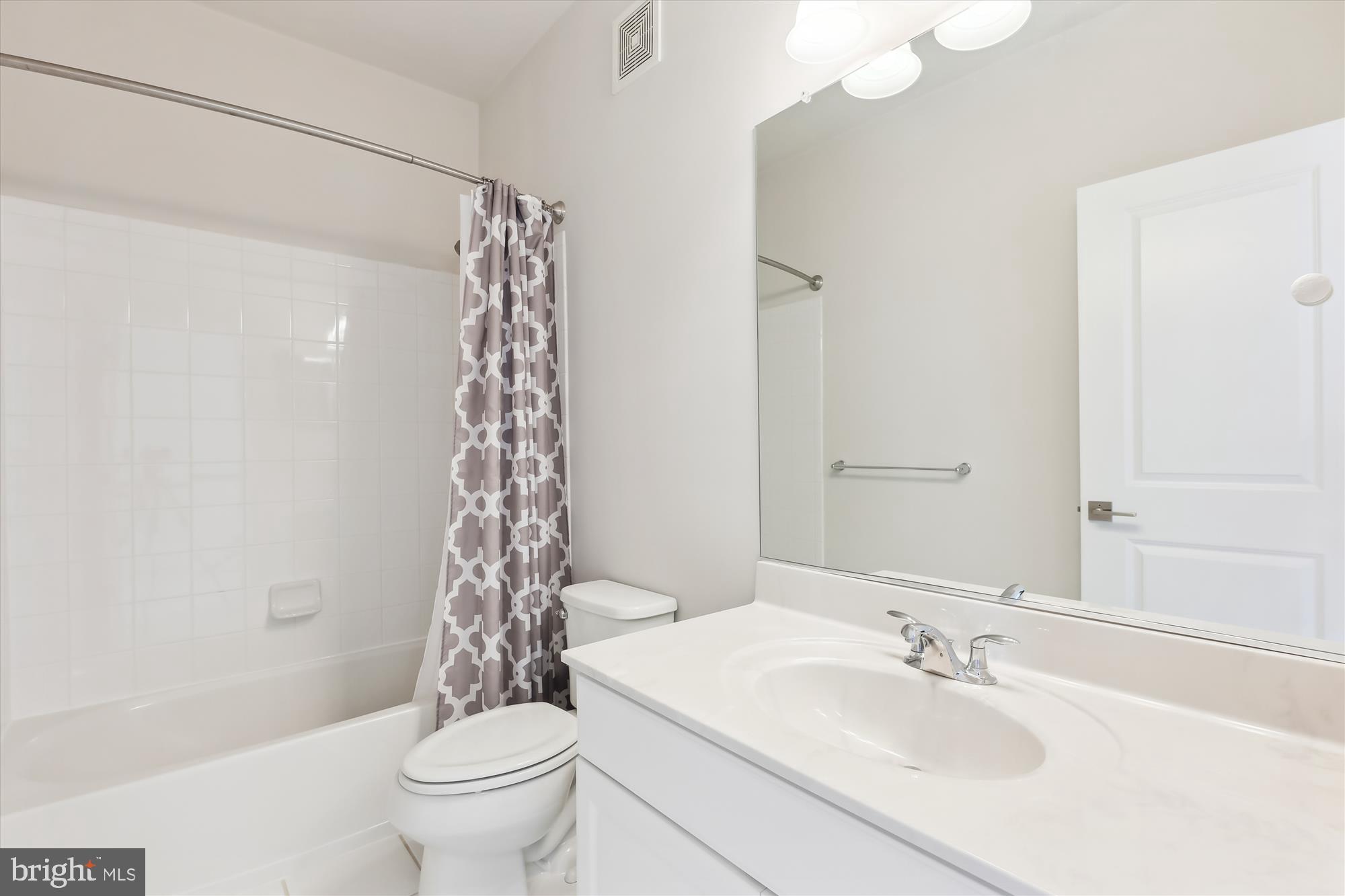 THE BUCKINGHAM AT LOUDOUN VALLEY - Residential