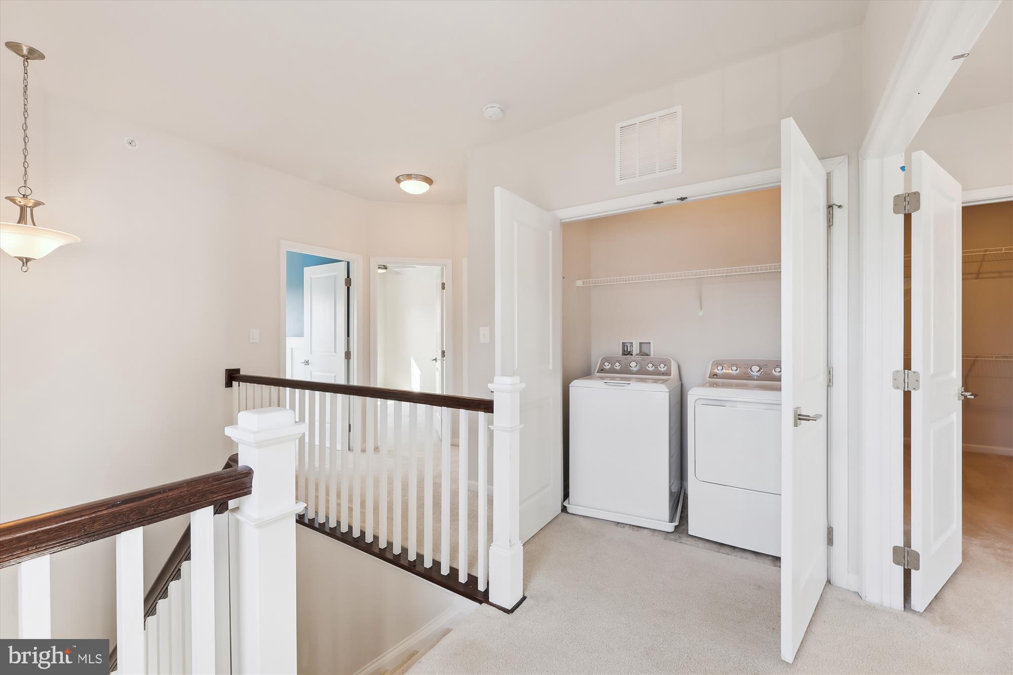 THE BUCKINGHAM AT LOUDOUN VALLEY - Residential